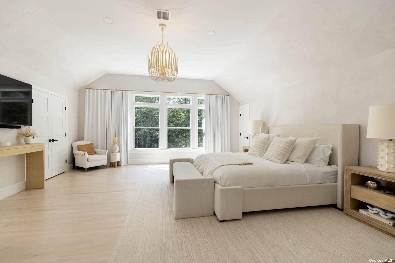 5 Catalpa, Amagansett, NY 11930