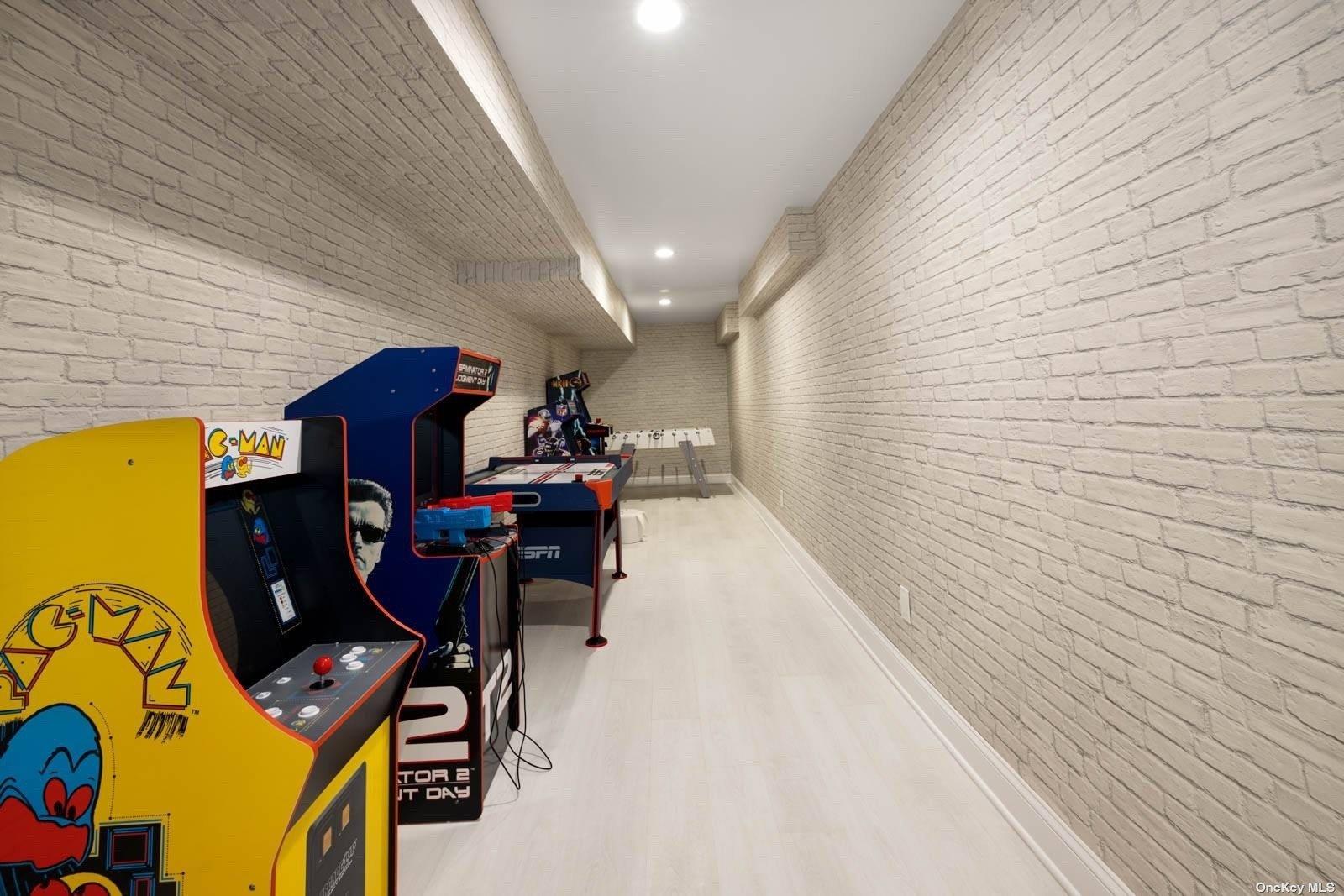 5 Catalpa, Amagansett, NY 11930