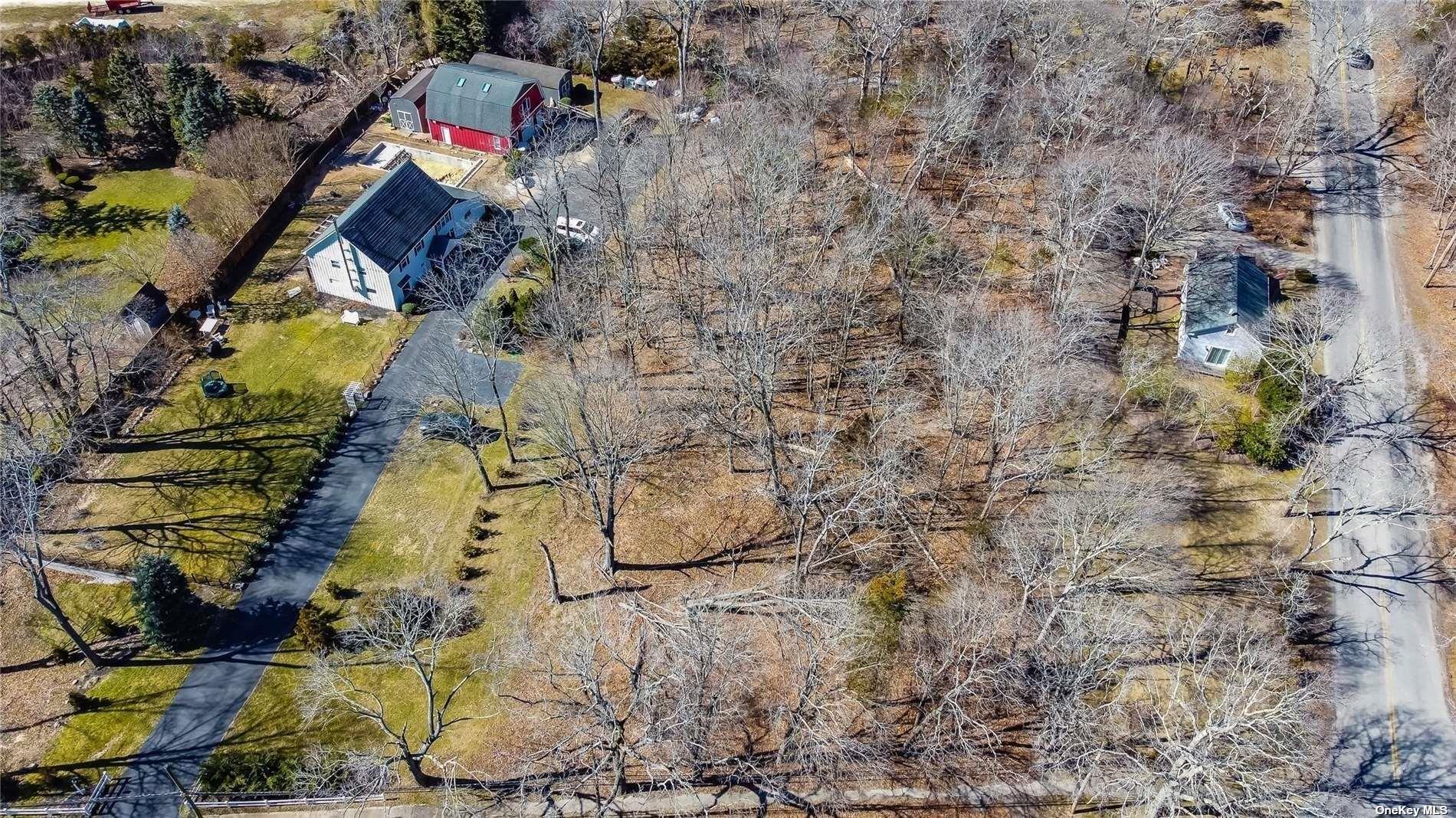 585 Franklinville Road, Laurel, NY 11948