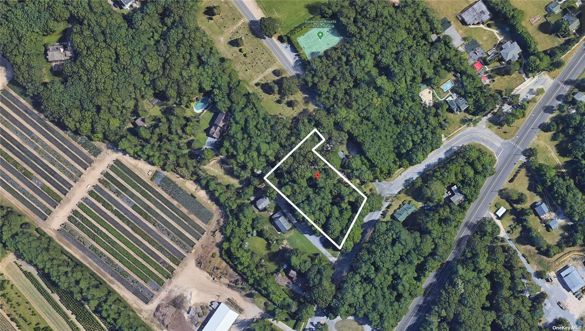 585 Franklinville Road, Laurel, NY 11948