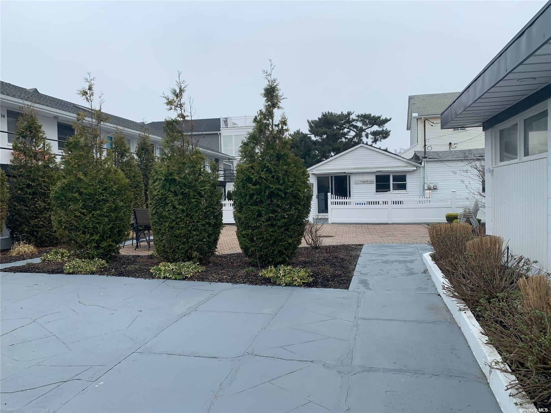 10 Wyoming Avenue # 25, Long Beach, NY 11561