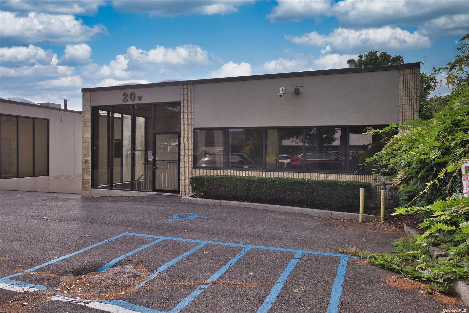 20 Vanderventer Avenue, Port Washington, NY 11050