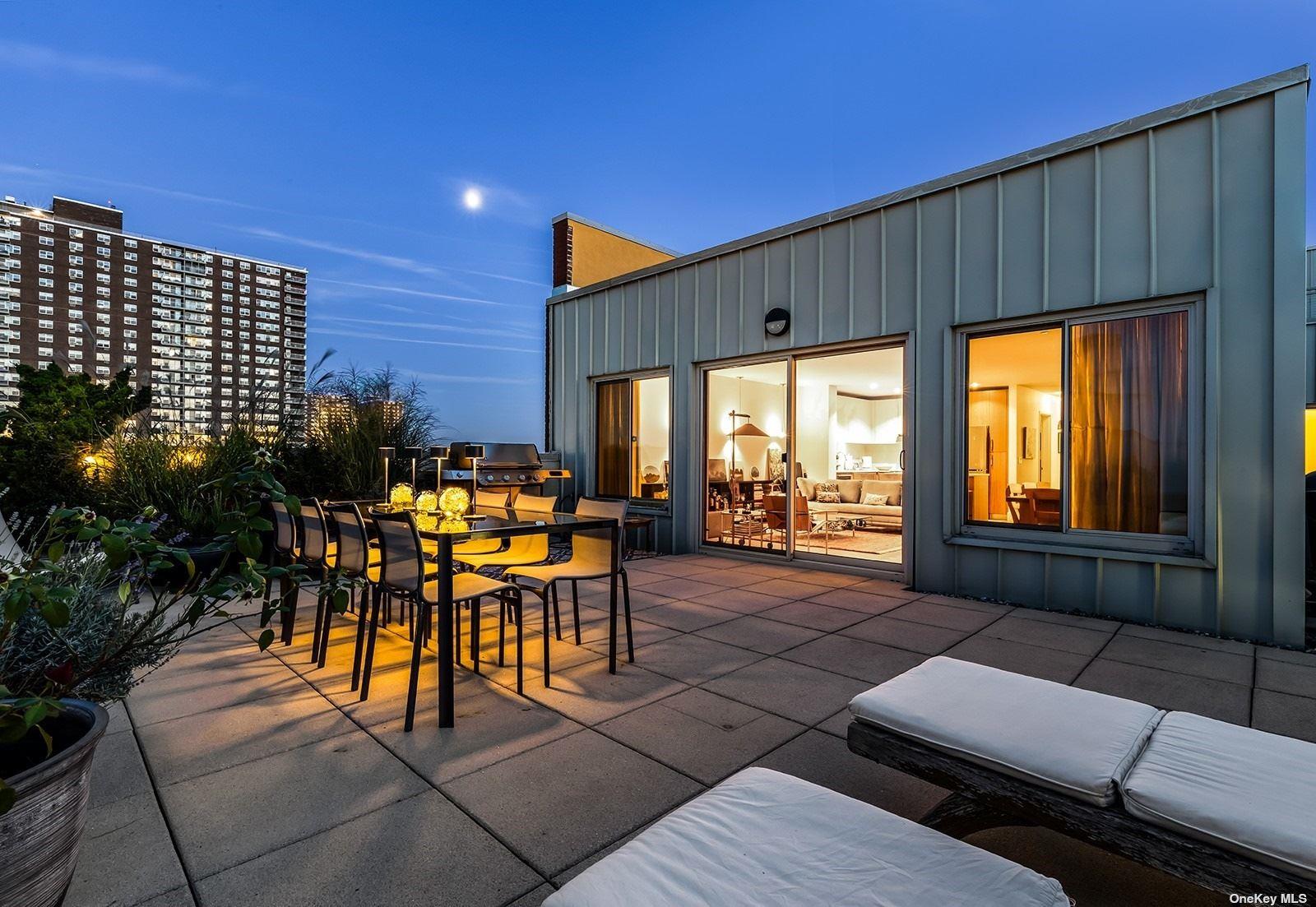 220 W West 148th St # 6G, New York (Manhattan), NY 10039