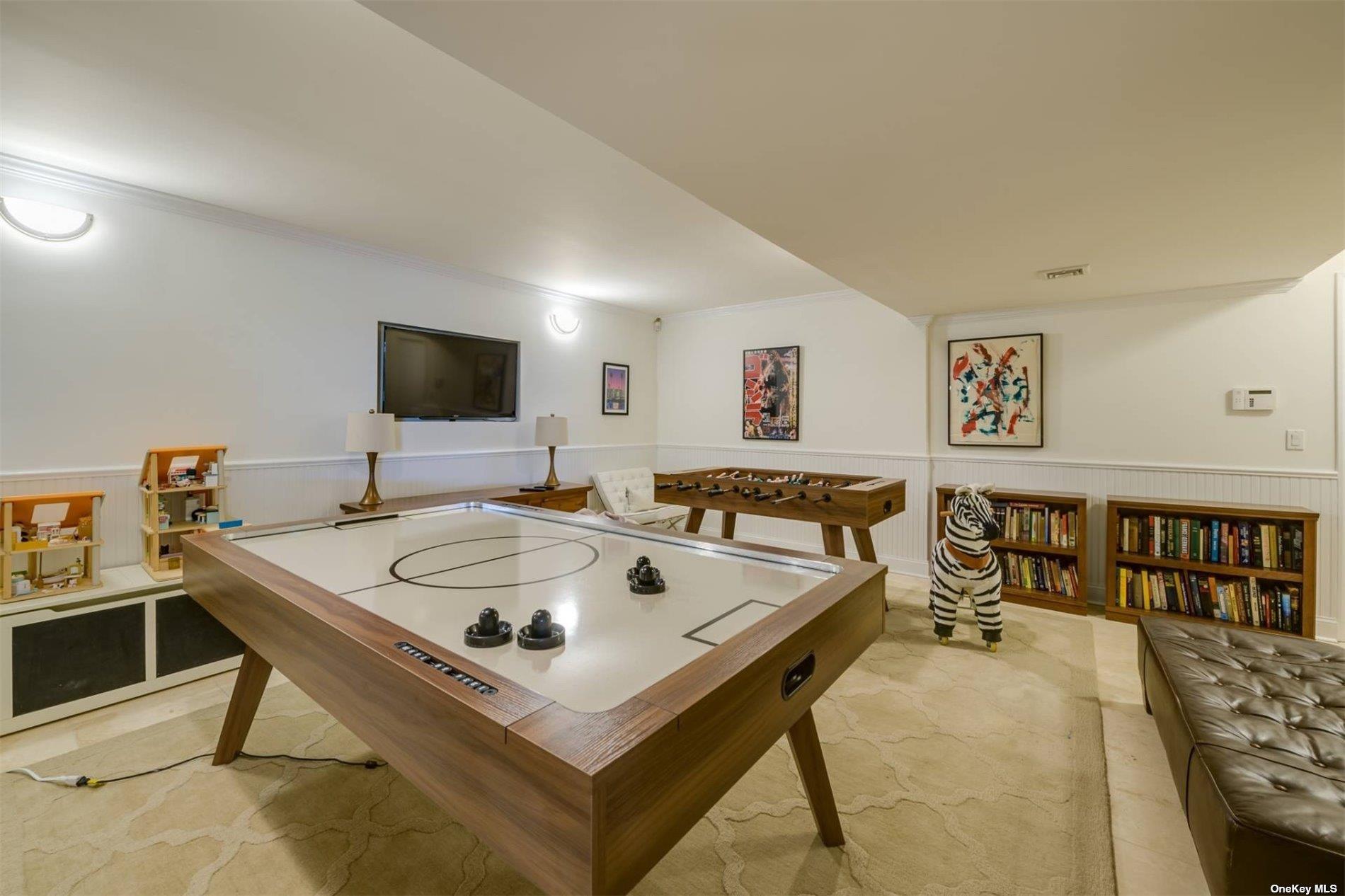 44 Ocean View Parkway, Southampton, NY 11968