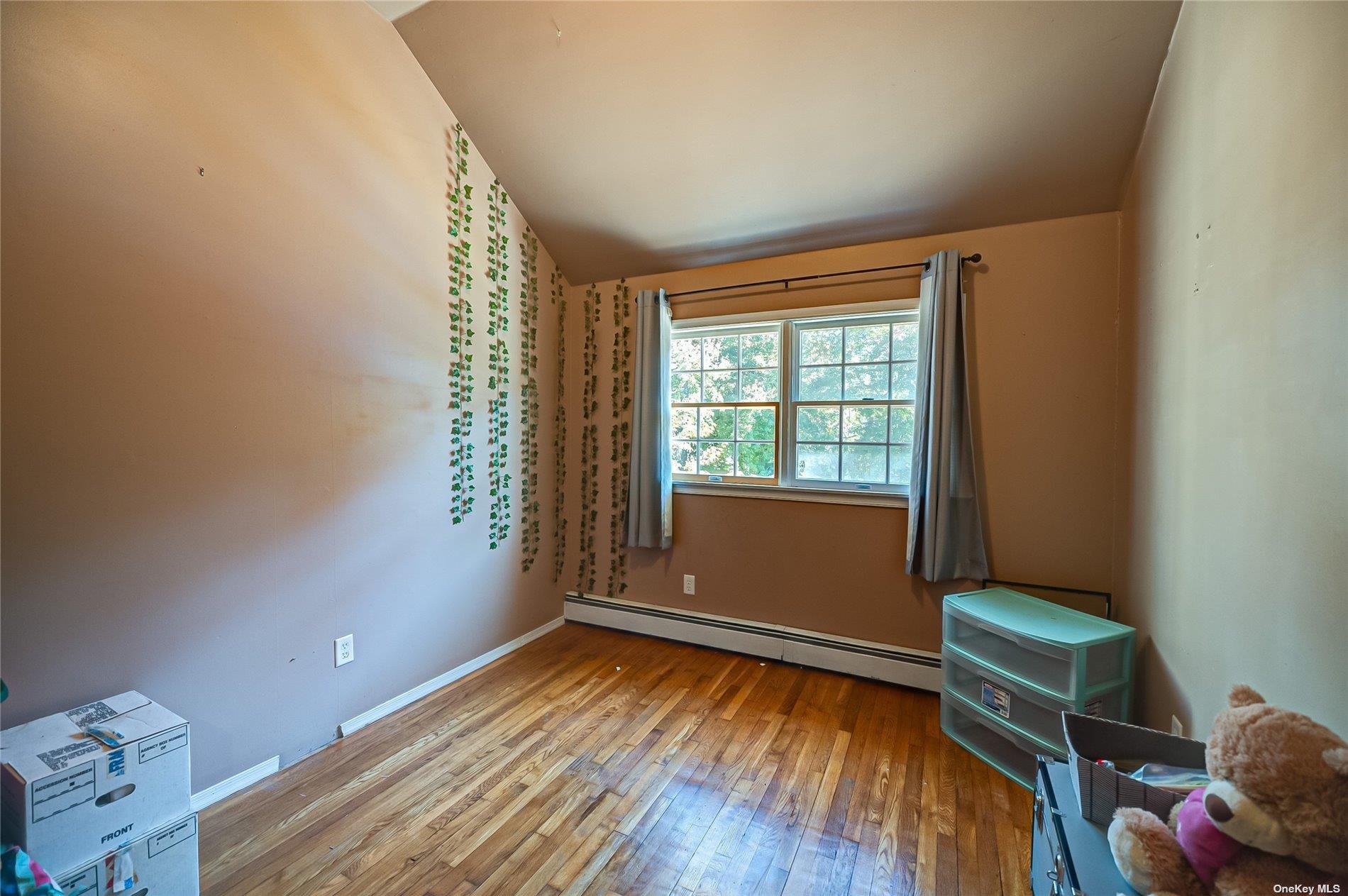 43 Hollins Lane, East Islip, NY 11730