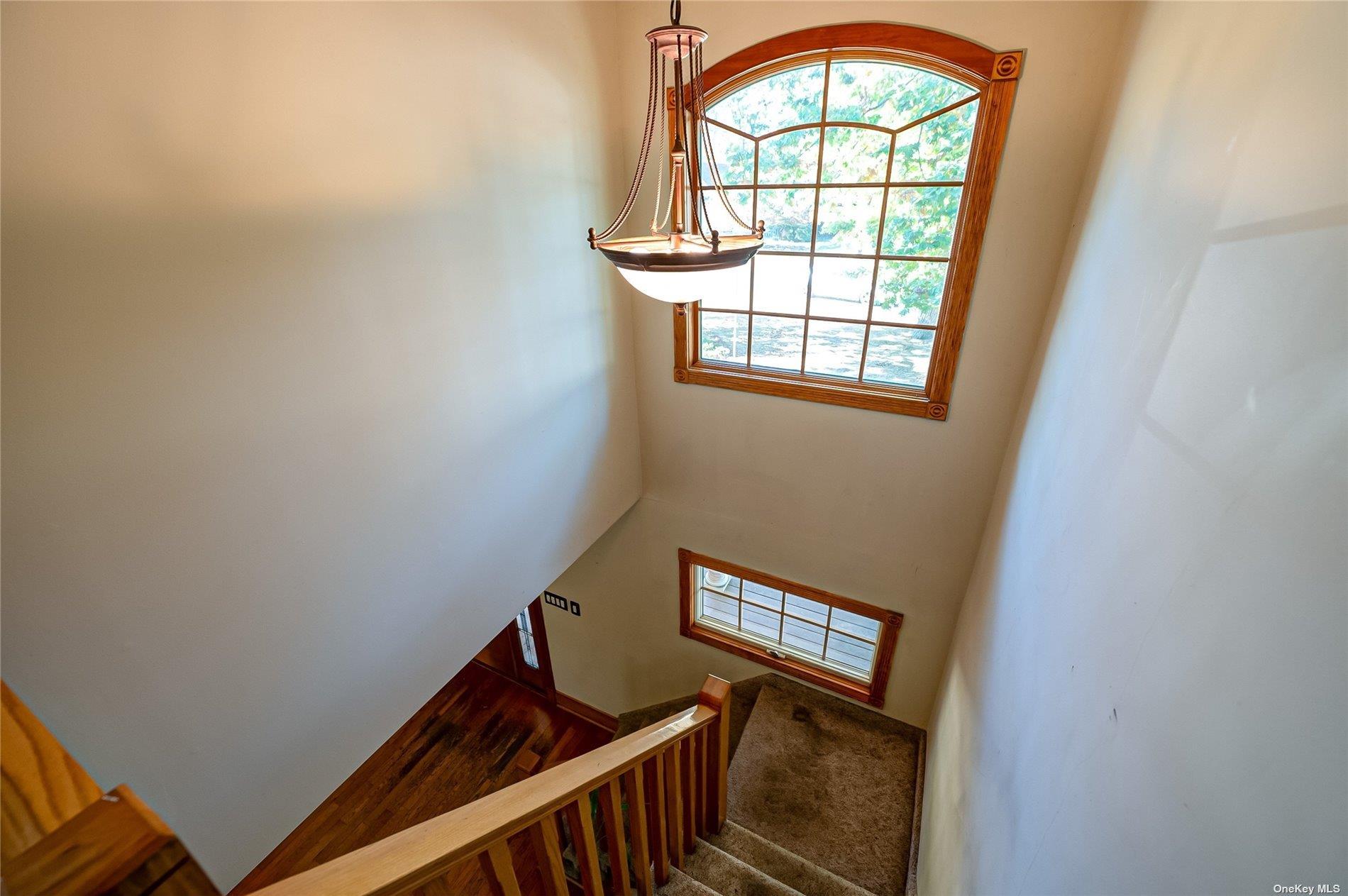 43 Hollins Lane, East Islip, NY 11730