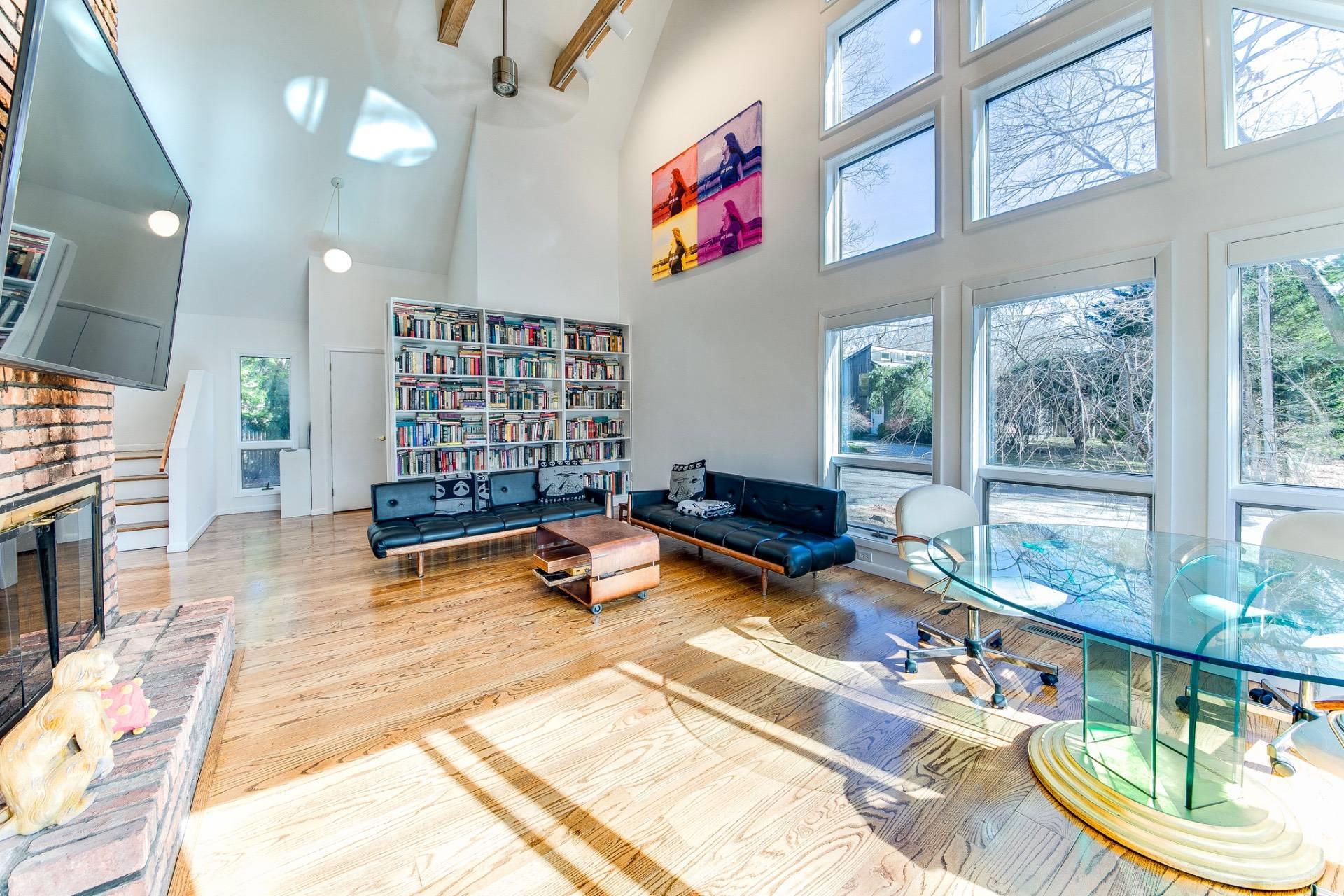 15 6th Street, East Hampton, NY 11937