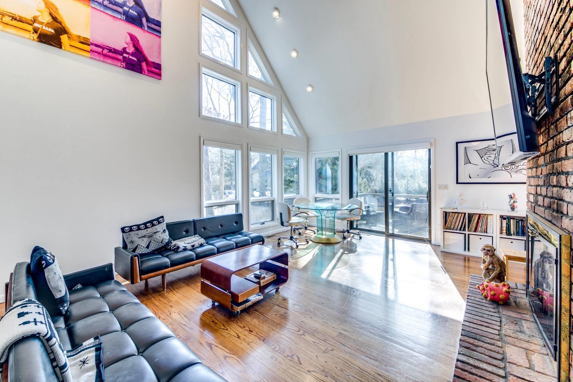 15 6th Street, East Hampton, NY 11937