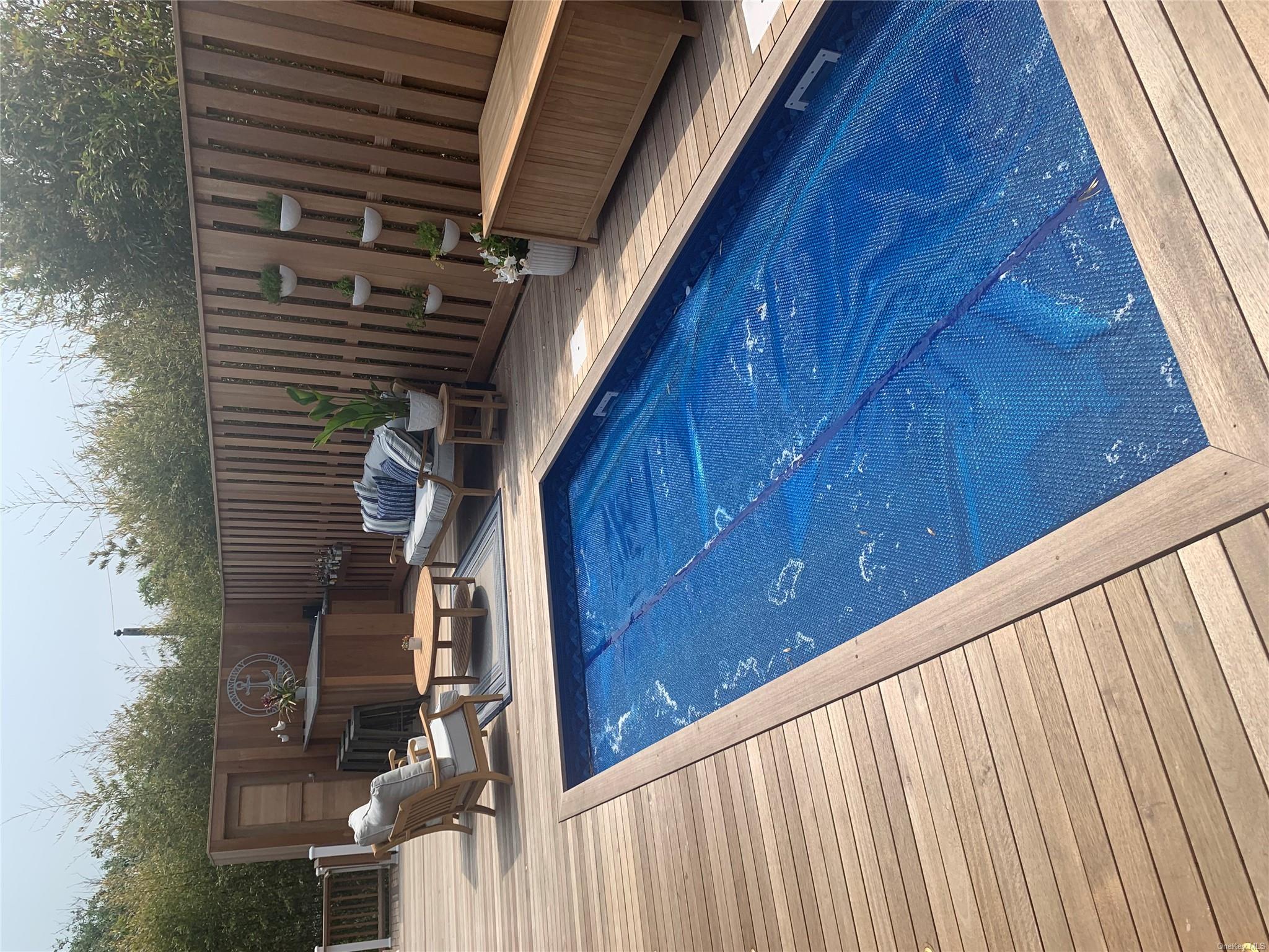 507 Bayberry Walk, Ocean Beach, NY 11770