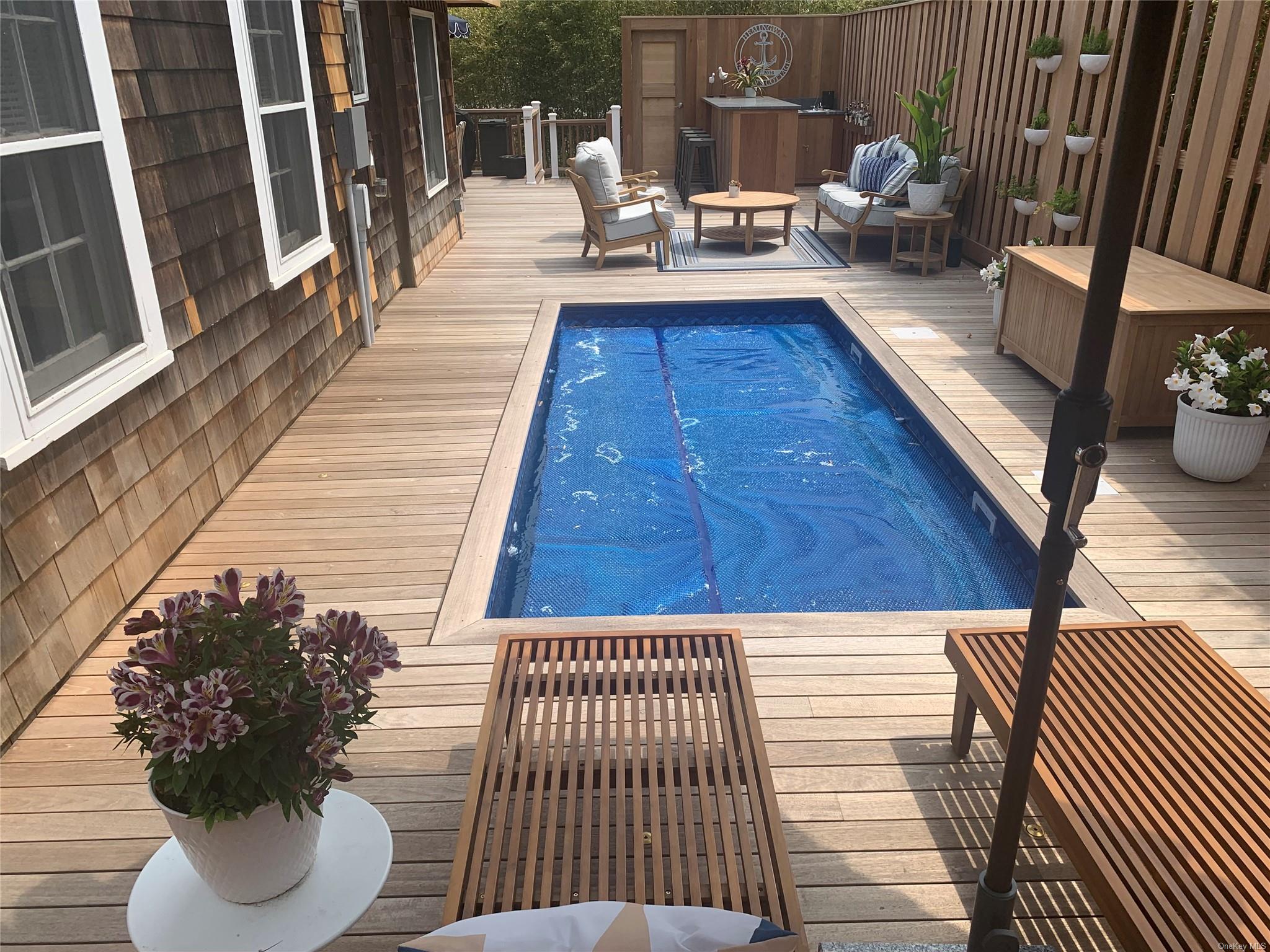 507 Bayberry Walk, Ocean Beach, NY 11770