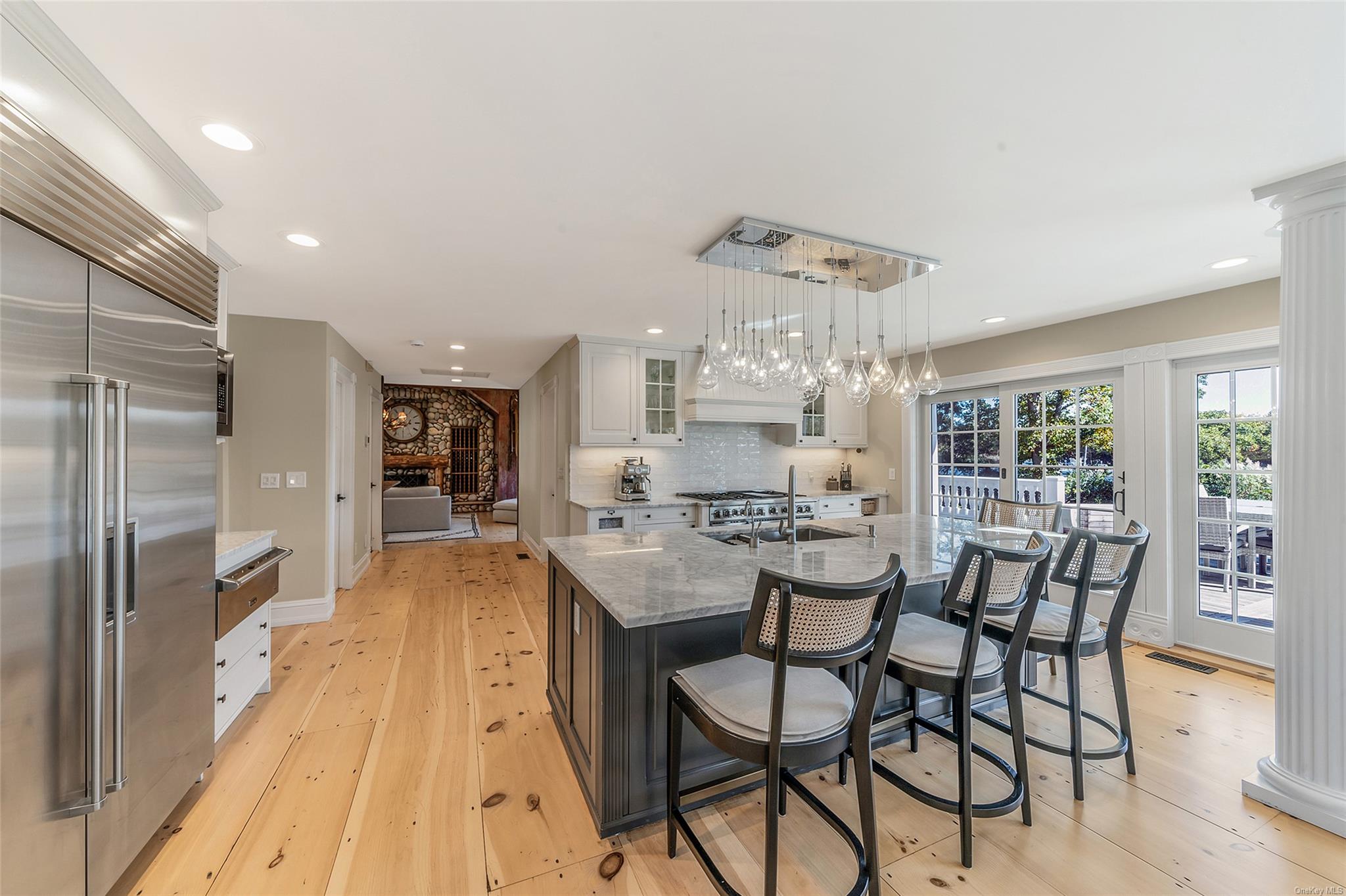 300 Maple Street, Islip, NY 11751