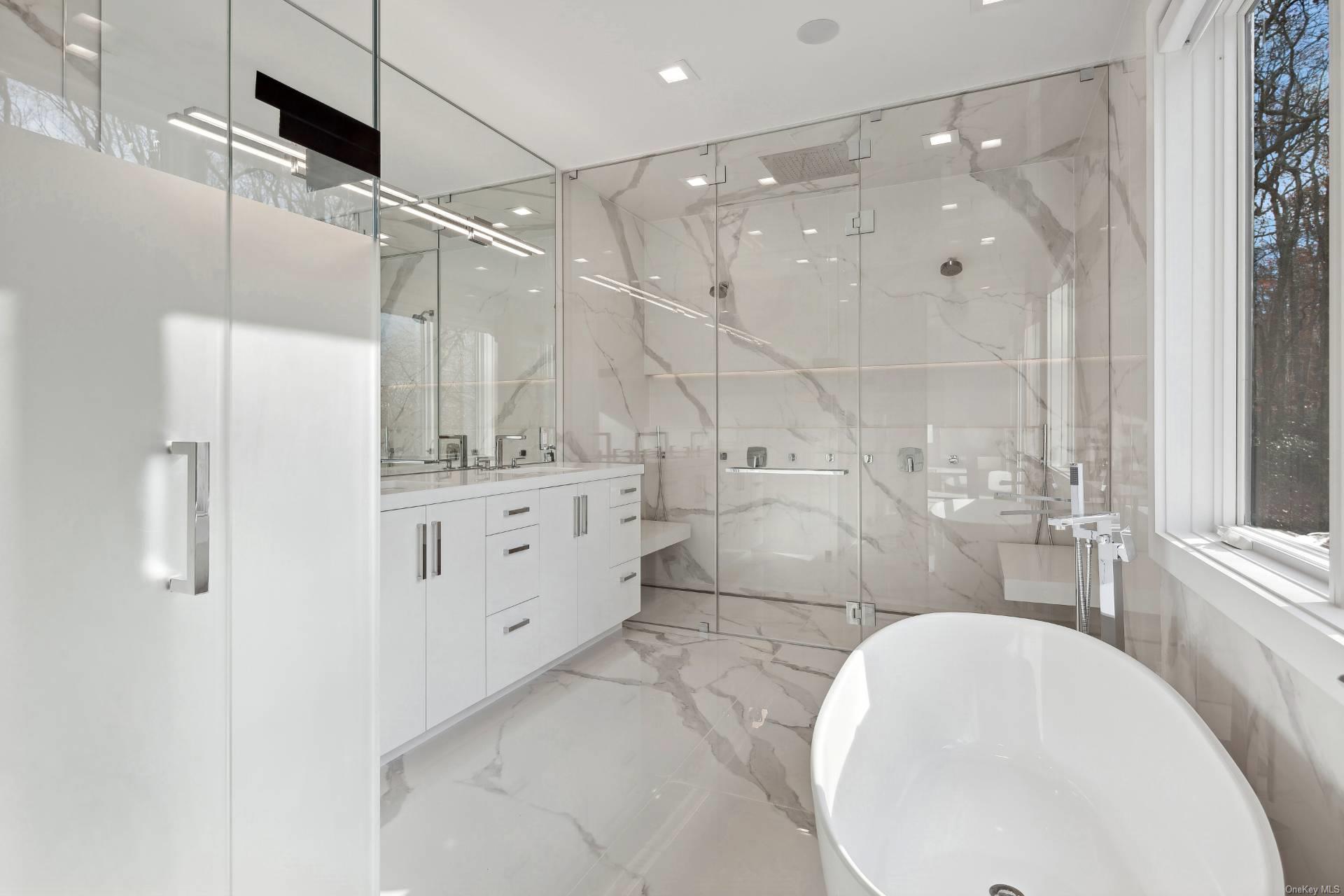 125 Laurel Valley Drive, Sag Harbor, NY 11963