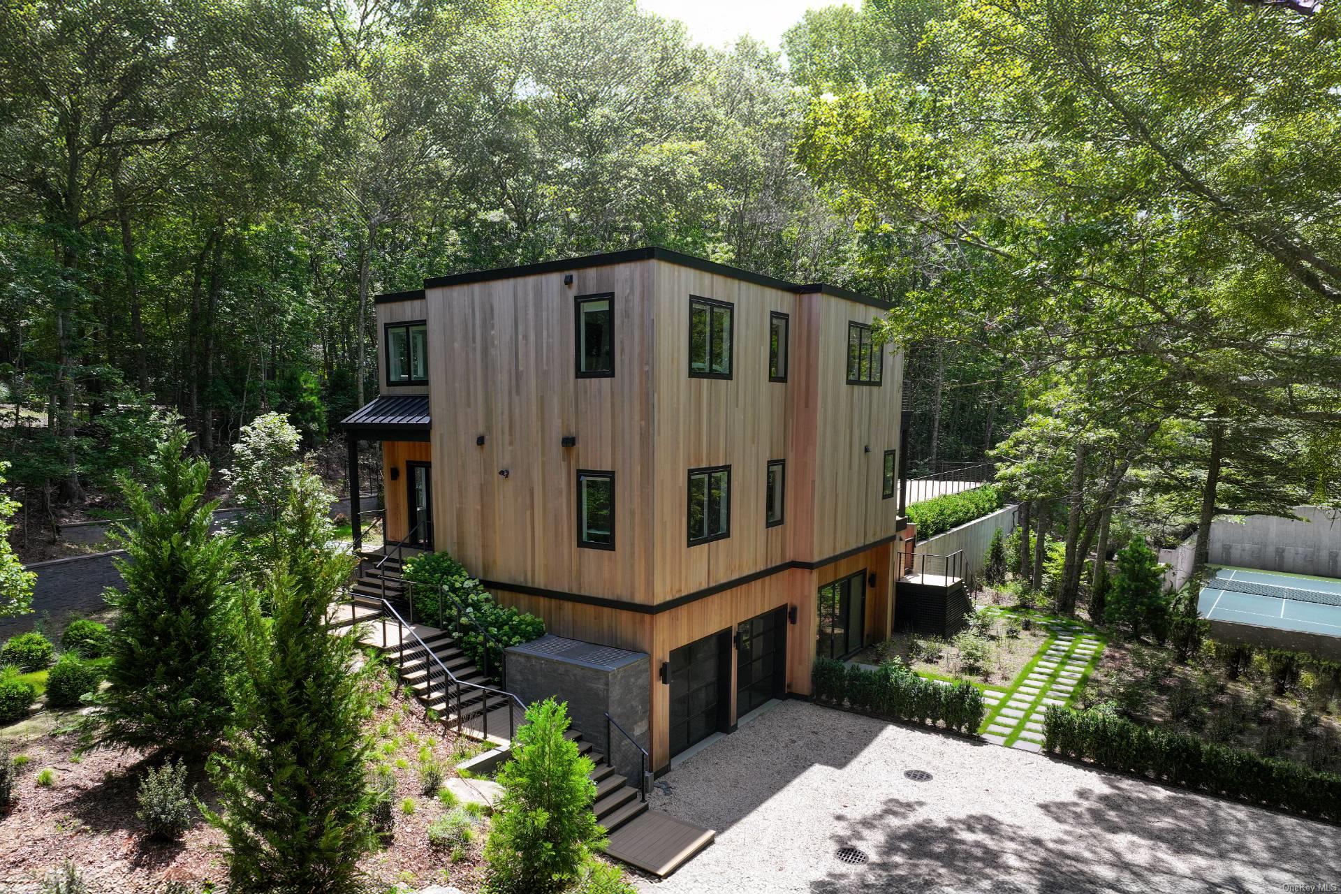 125 Laurel Valley Drive, Sag Harbor, NY 11963