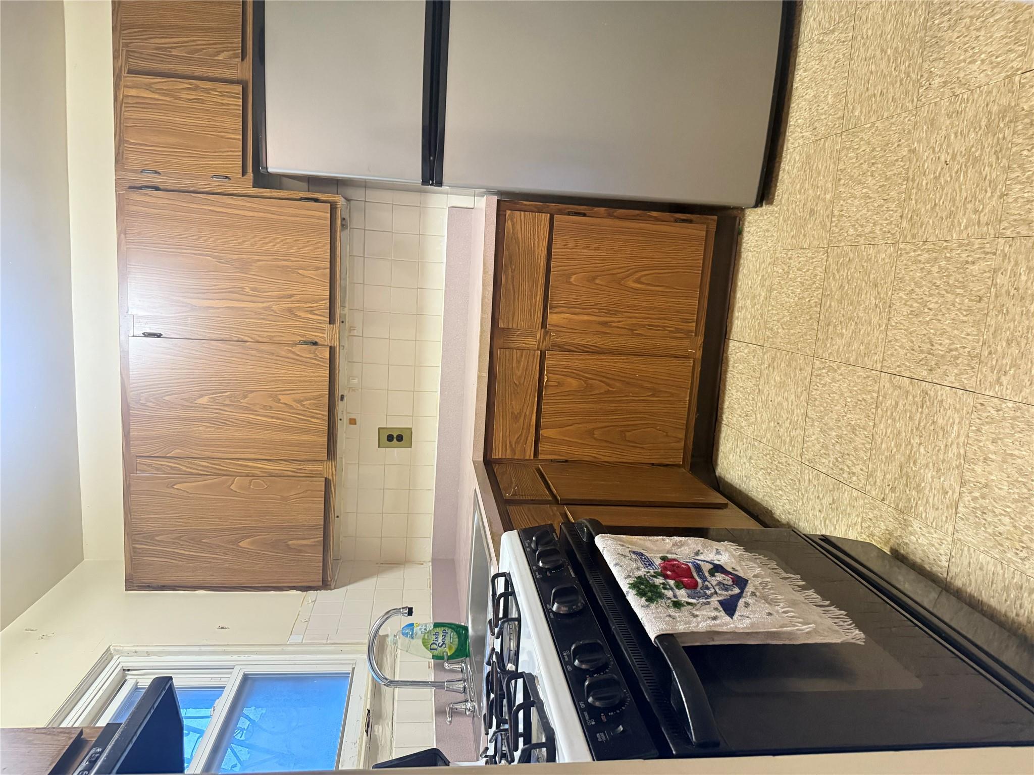 244 Grafton Street, Brooklyn, NY 11212