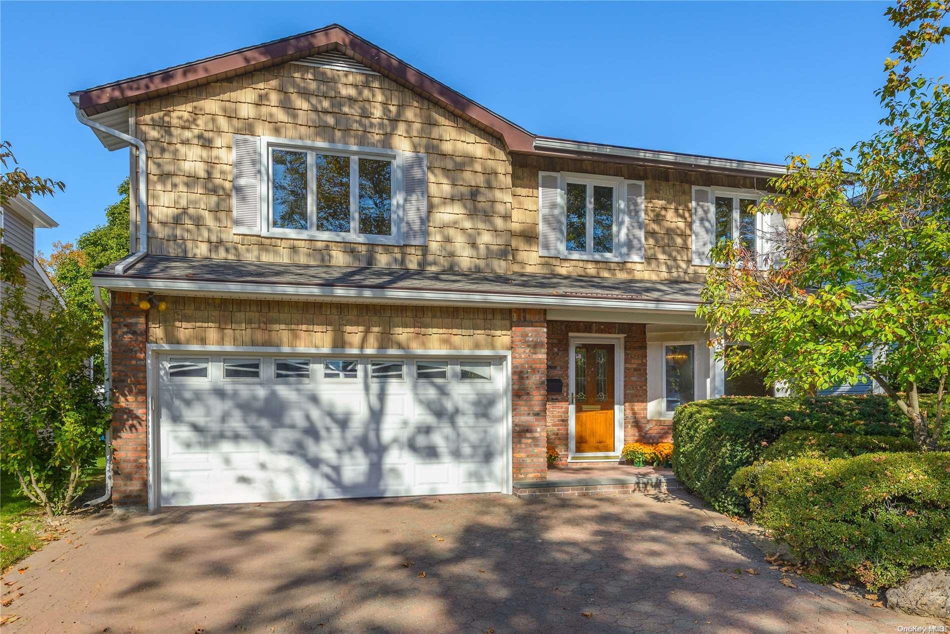 29 Marlin Lane, Port Washington, NY 11050