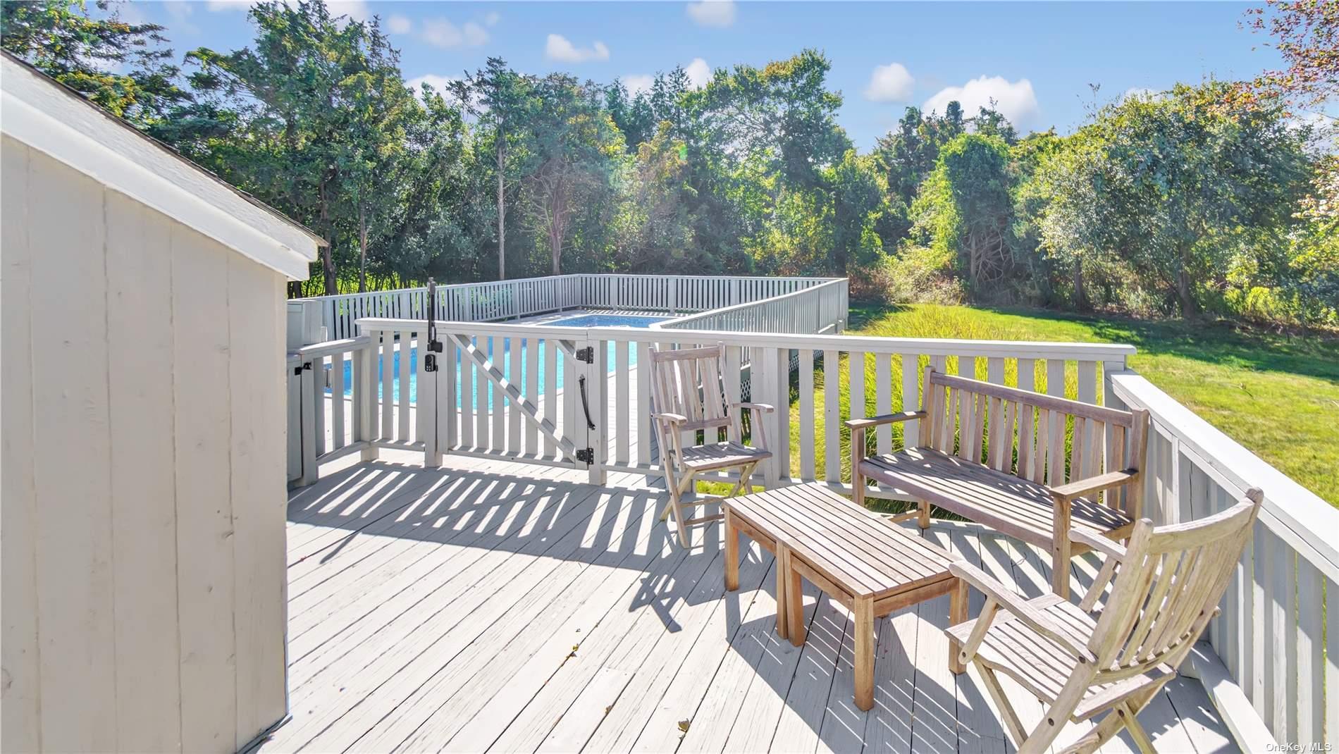 19 Rogers Lane, Remsenburg, NY 11960