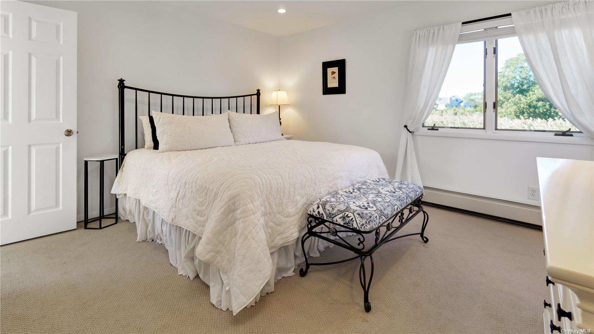 19 Rogers Lane, Remsenburg, NY 11960