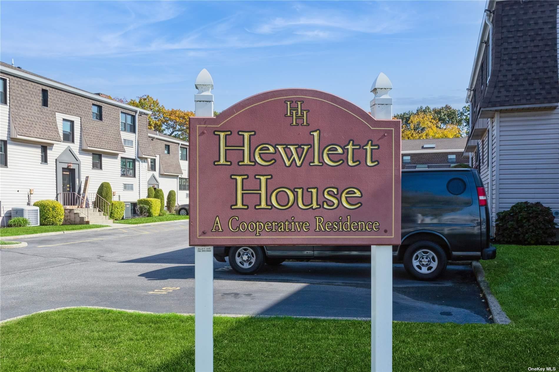1331 Broadway # P21-22, Hewlett, NY 11557