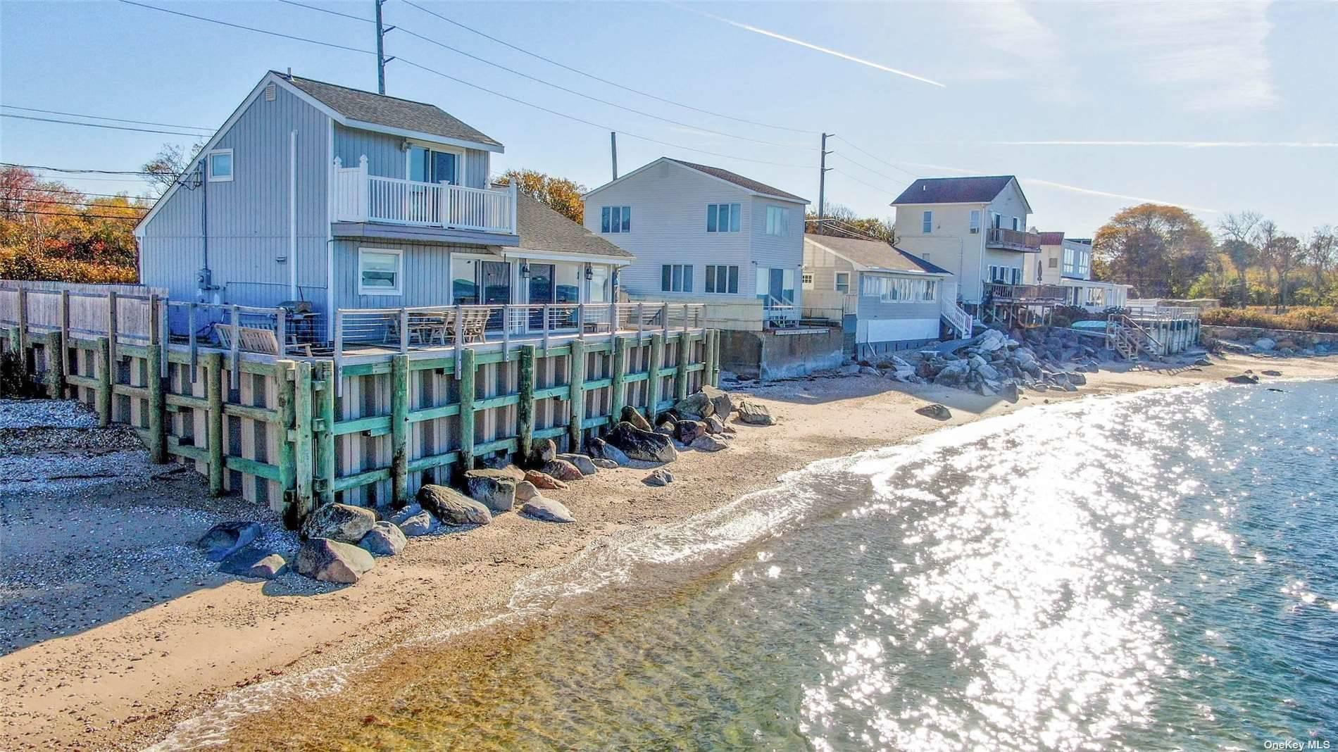 58425 Route 48, Greenport, NY 11944