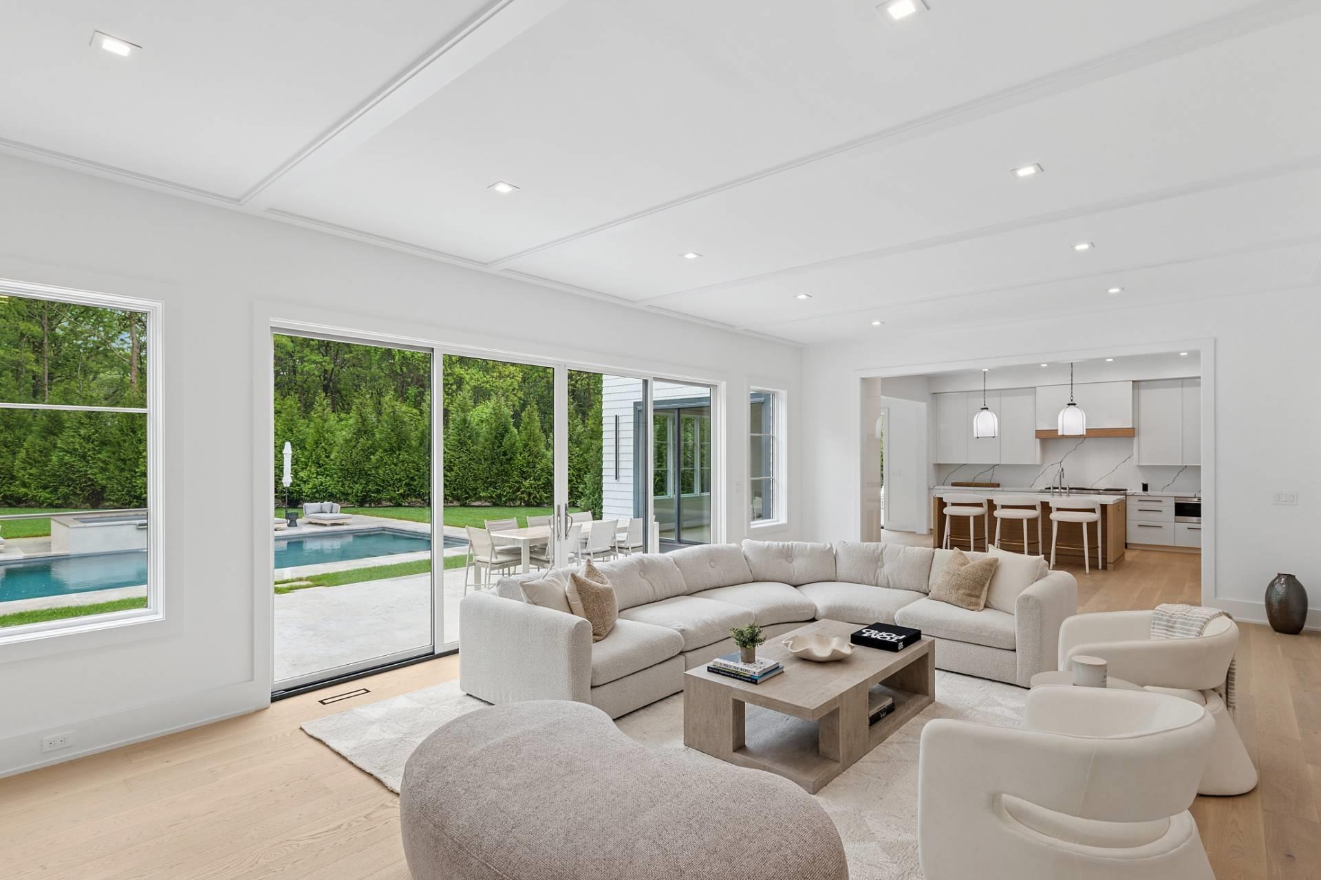 7 Lee Lane, Wainscott, NY 11975