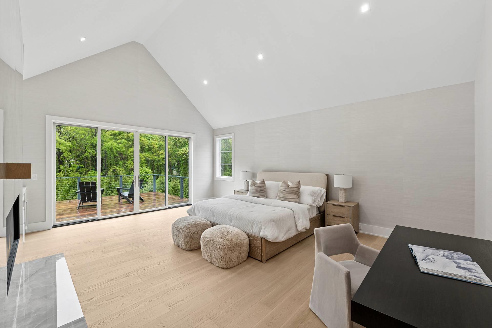 7 Lee Lane, Wainscott, NY 11975