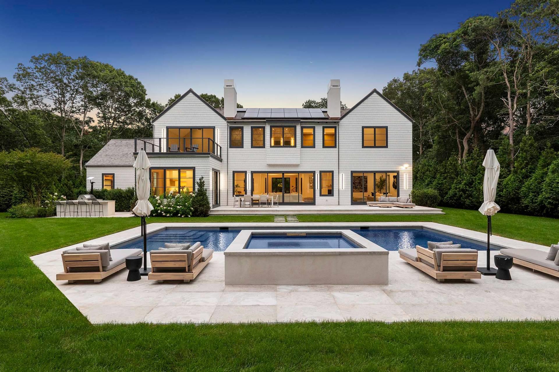 7 Lee Lane, Wainscott, NY 11975