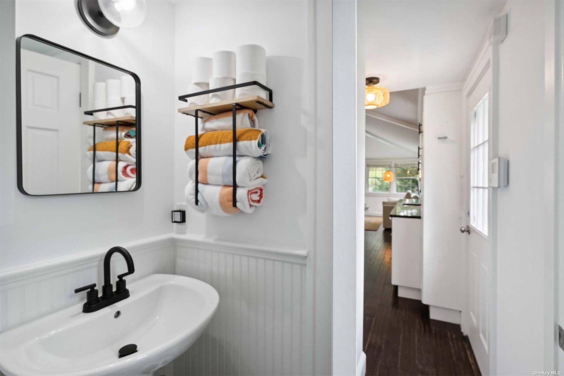 136 Washington Heights Avenue, Hampton Bays, NY 11946