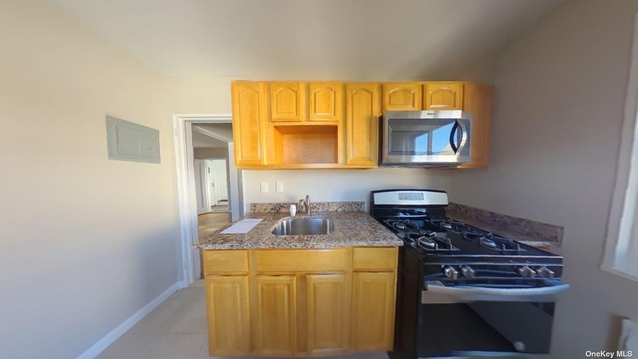 131-56 234 Street # lower, Rosedale, NY 11422