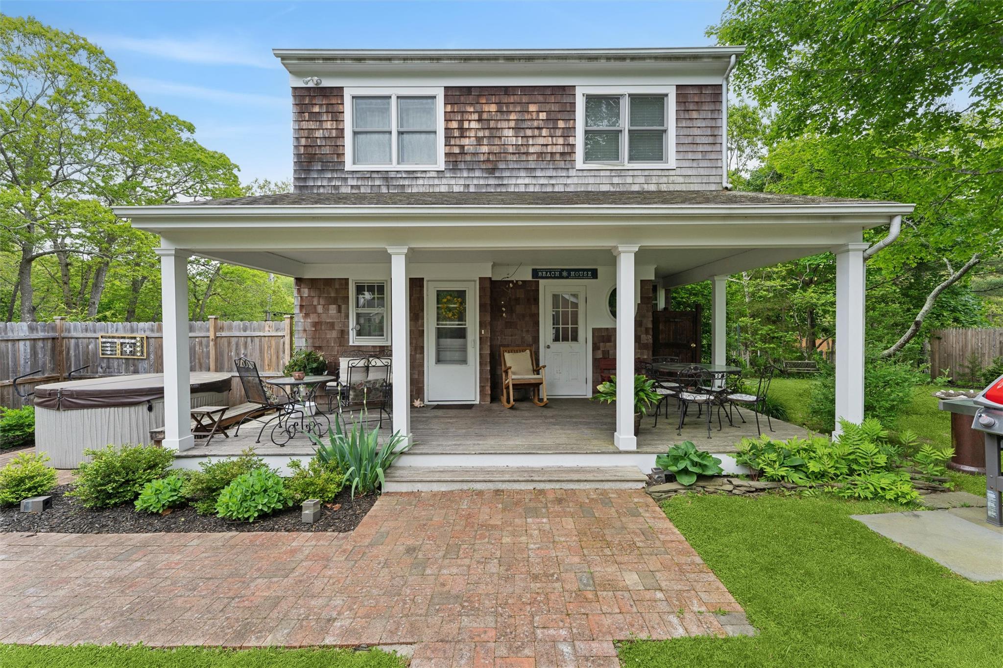 21 Summit Boulevard, Westhampton, NY 11977