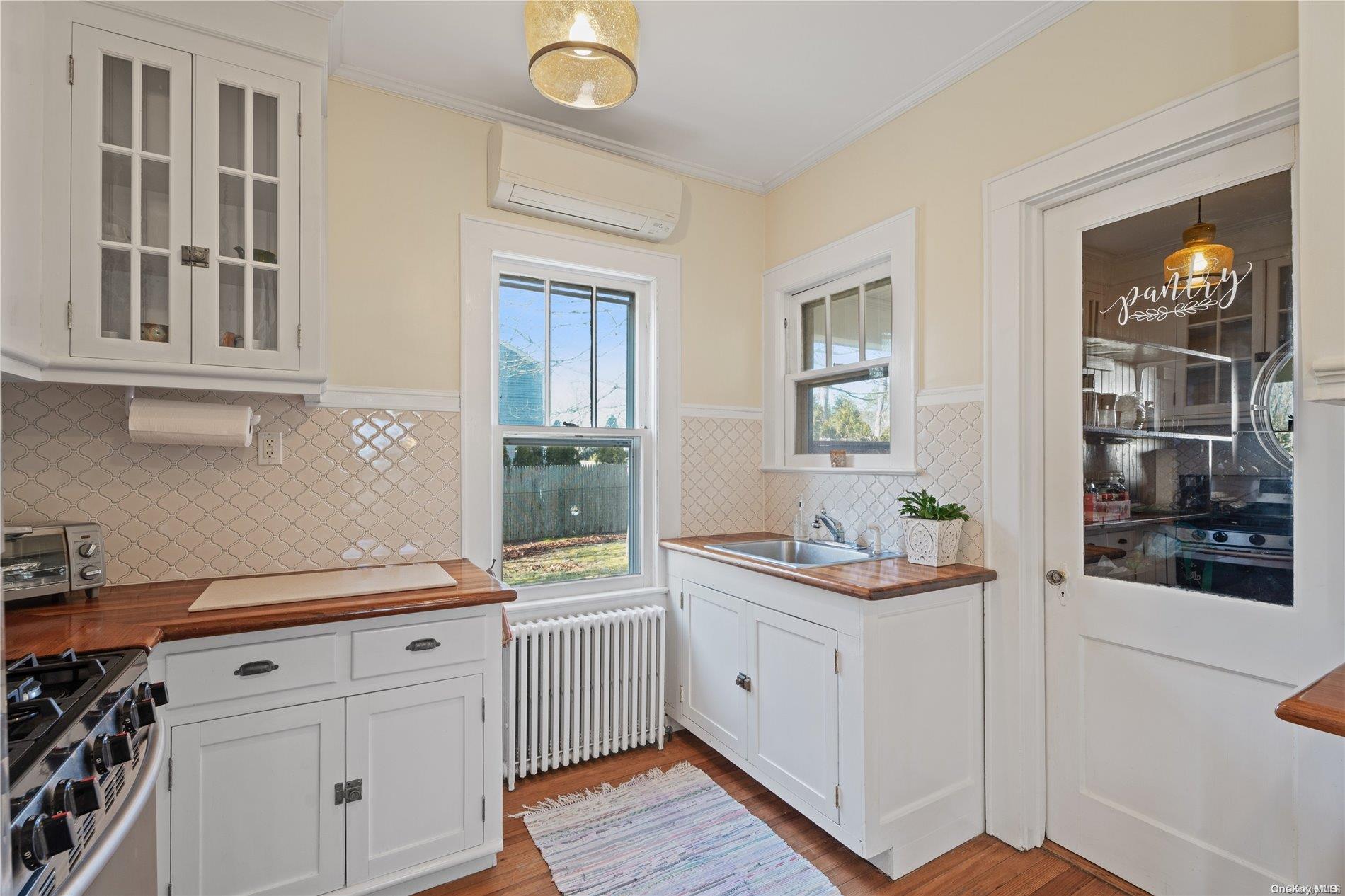 21 Summit Boulevard, Westhampton, NY 11977