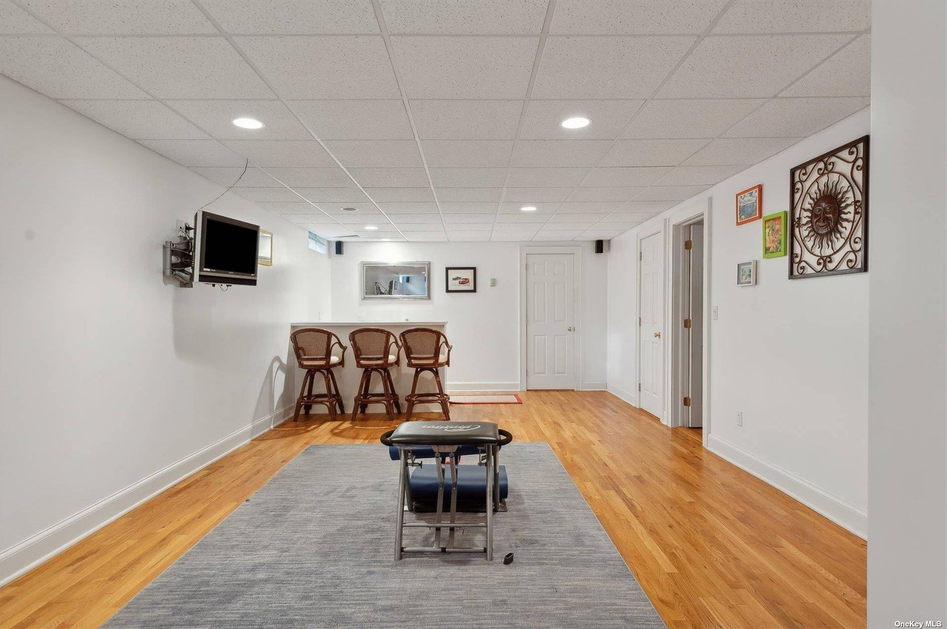 67 Straight Path, Southampton, NY 11968