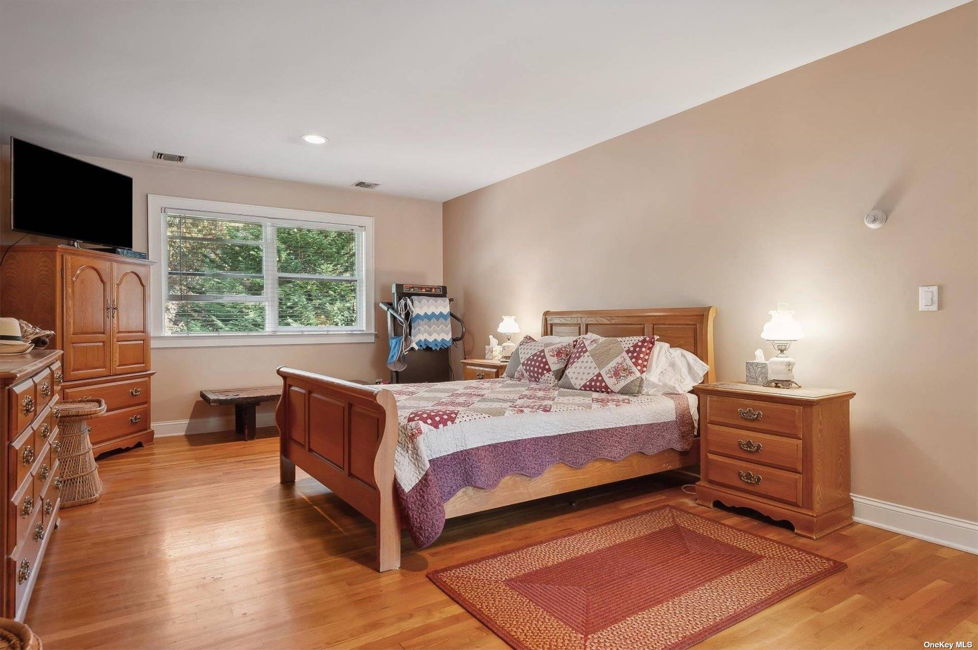 67 Straight Path, Southampton, NY 11968