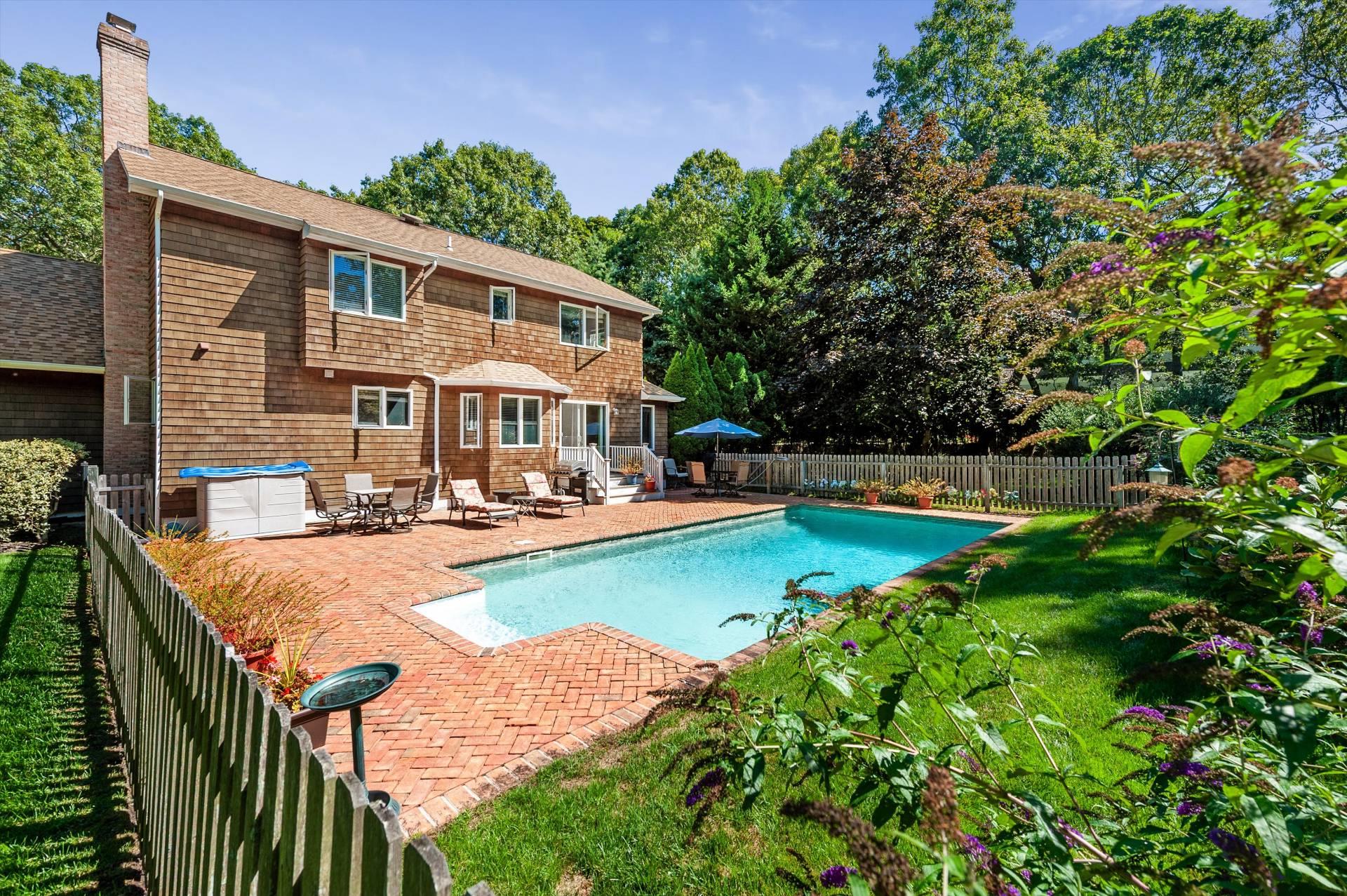 67 Straight Path, Southampton, NY 11968