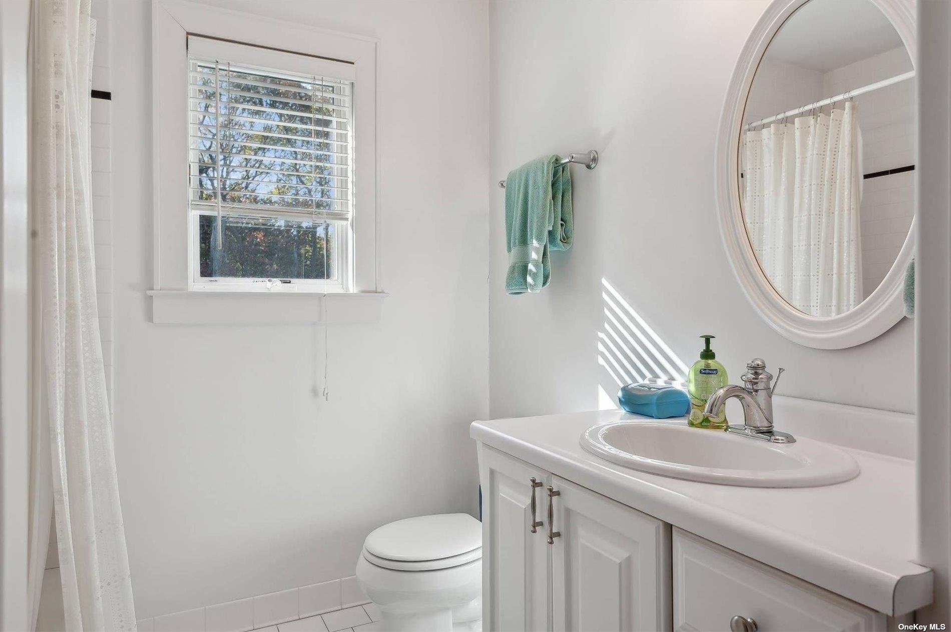 67 Straight Path, Southampton, NY 11968