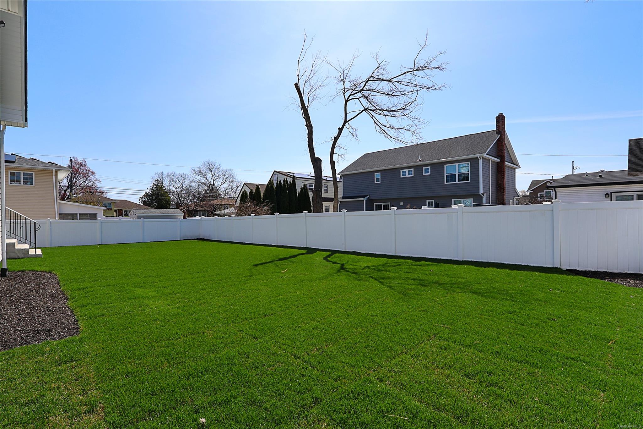 232 Grant Street, Massapequa Park, NY 11762