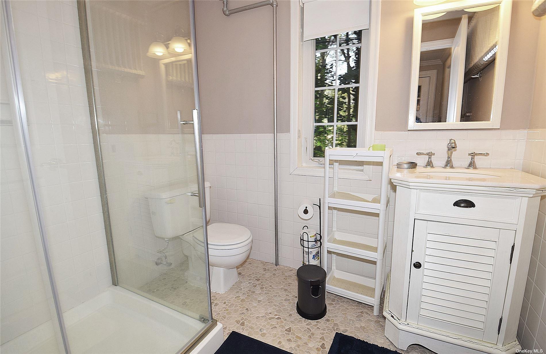 539 Manhasset Woods Road, Manhasset, NY 11030