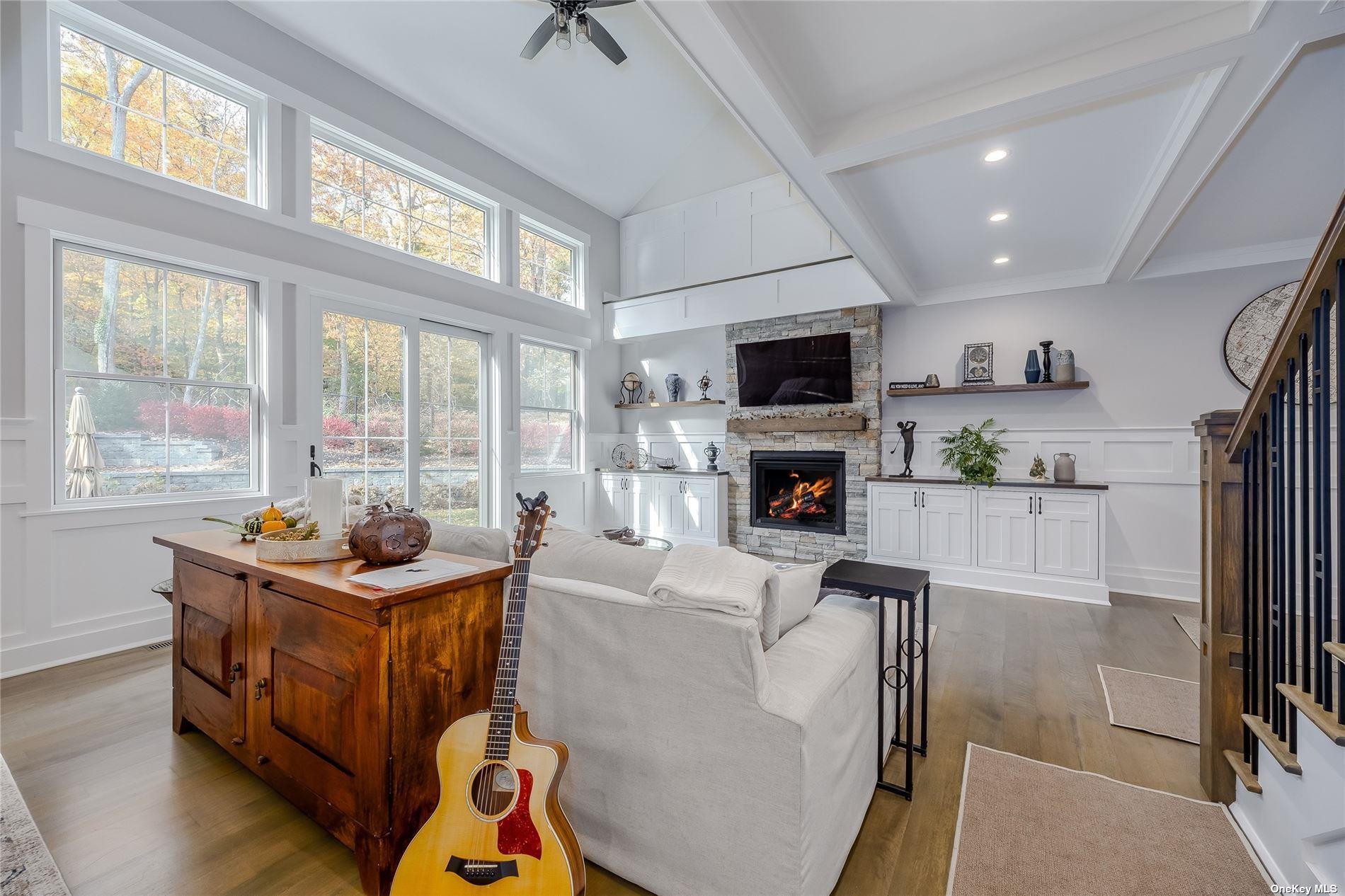 4 Arbutus Path, Port Jefferson, NY 11777