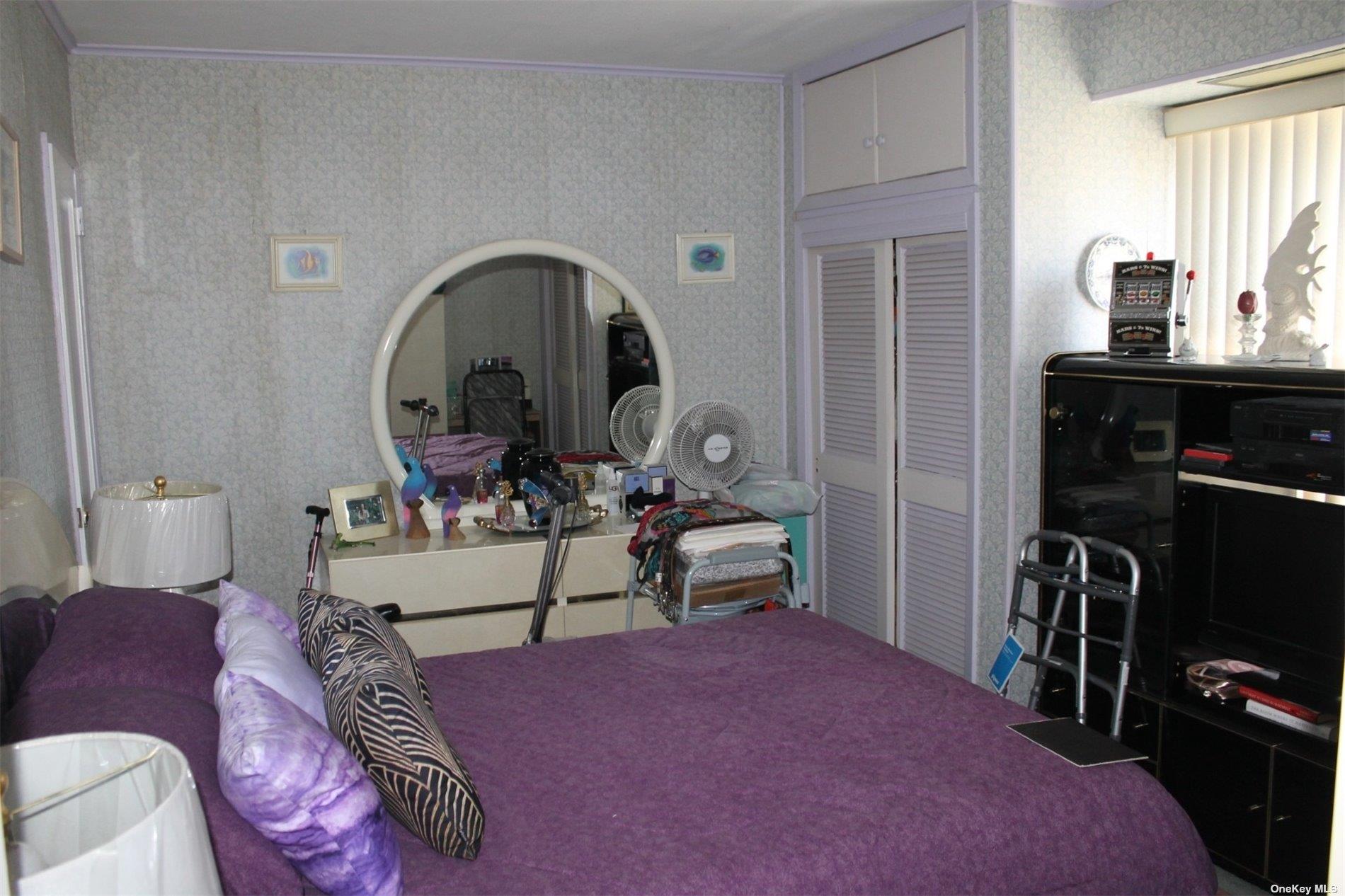 252-51 63rd Ave # 5A, Little Neck, NY 11362