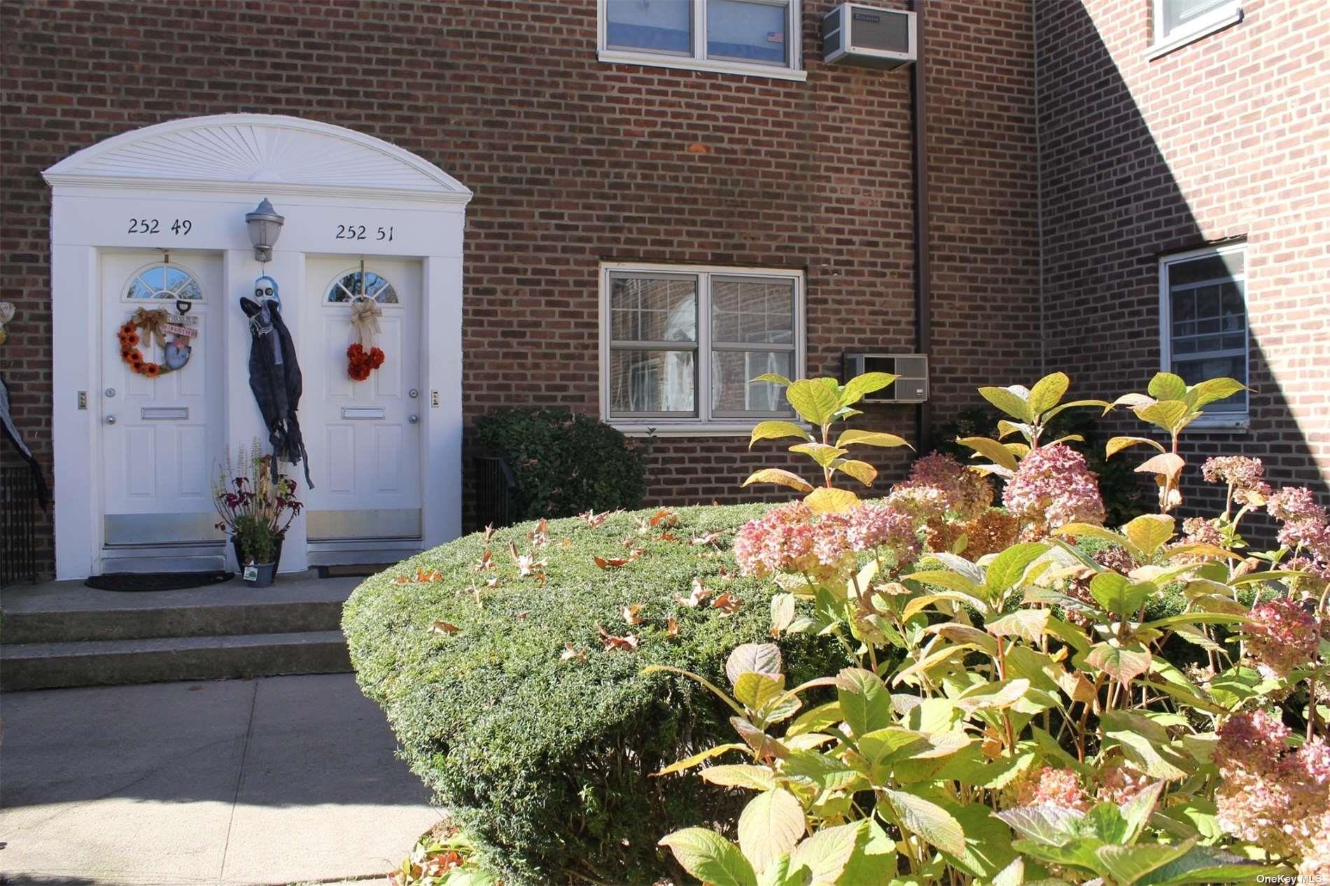 252-51 63rd Ave # 5A, Little Neck, NY 11362