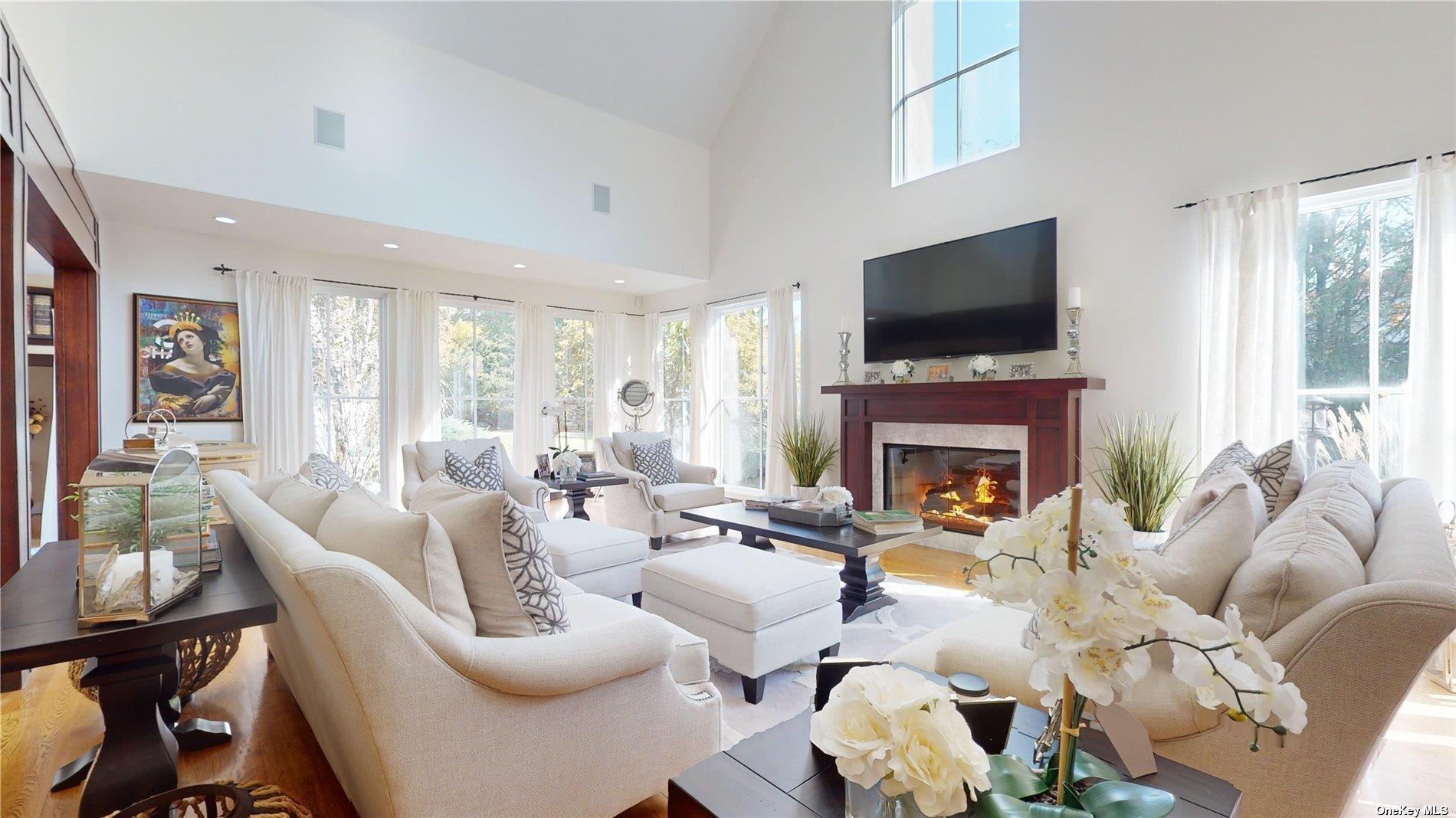 10 Cedar Lane, Remsenburg, NY 11960