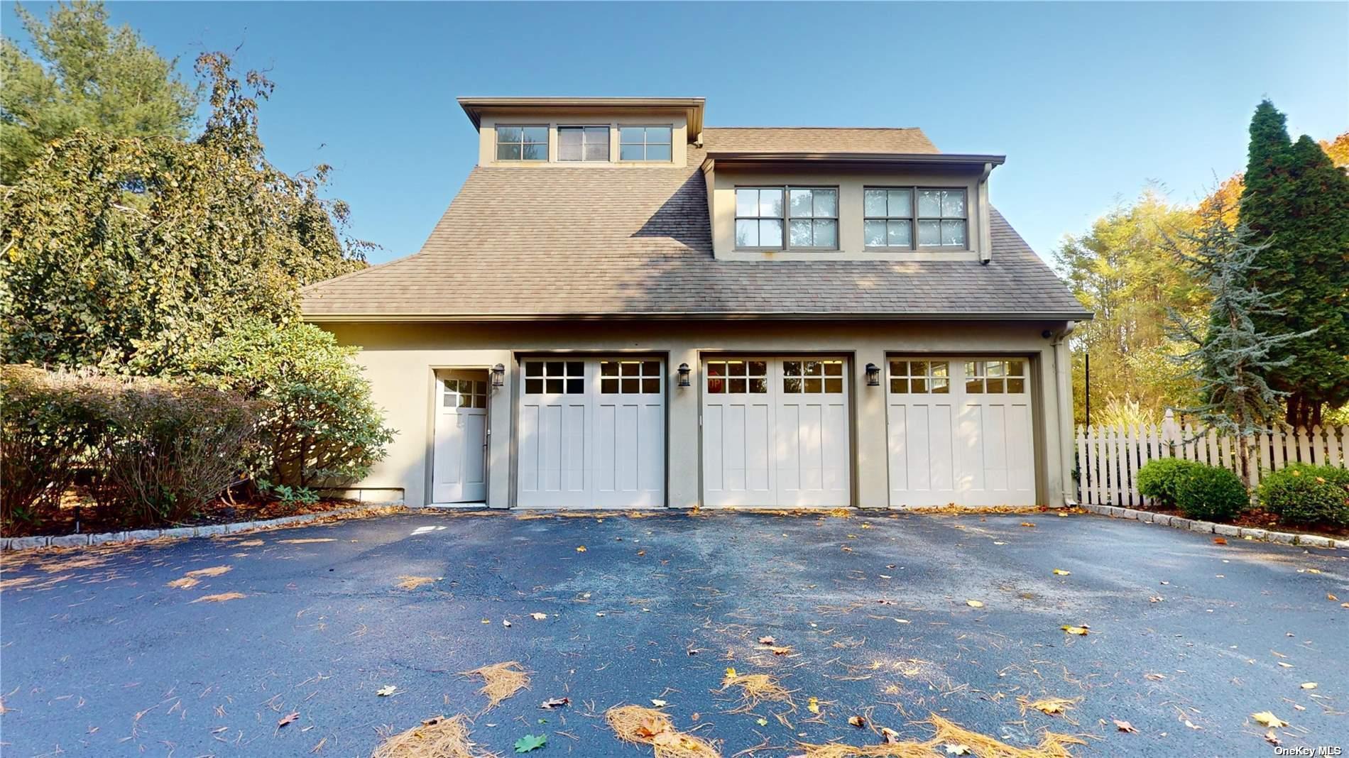 10 Cedar Lane, Remsenburg, NY 11960