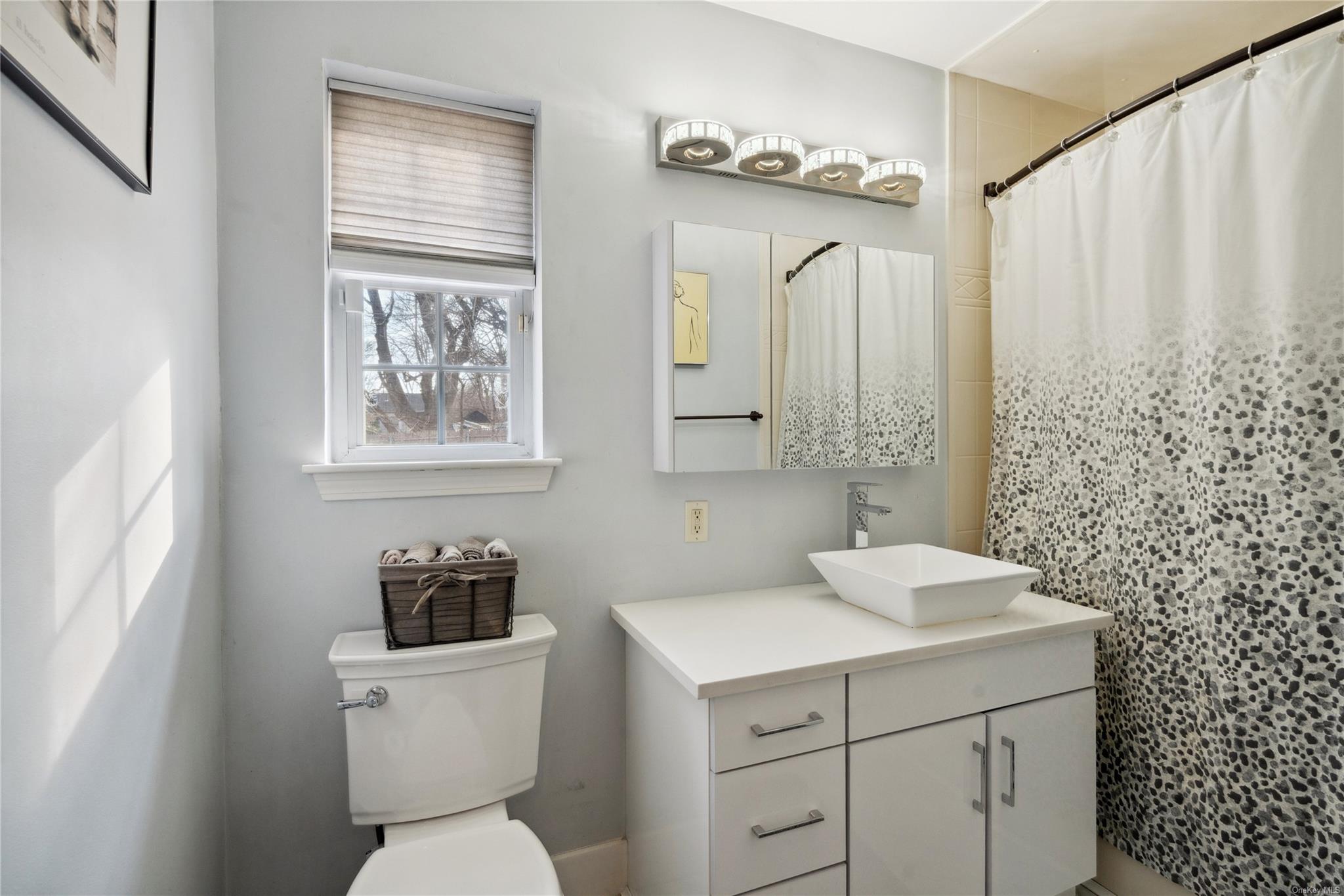 304 Peconic # 304, Melville, NY 11747