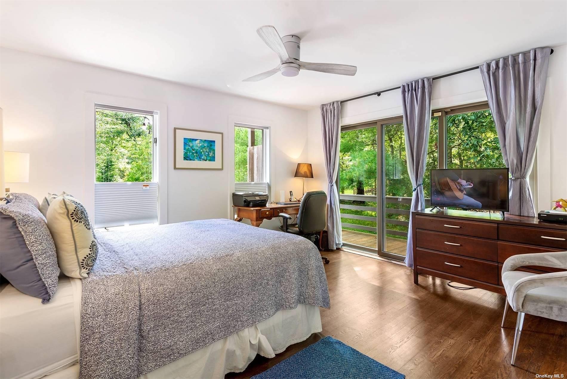 643 Stephen Hands Path, East Hampton, NY 11937