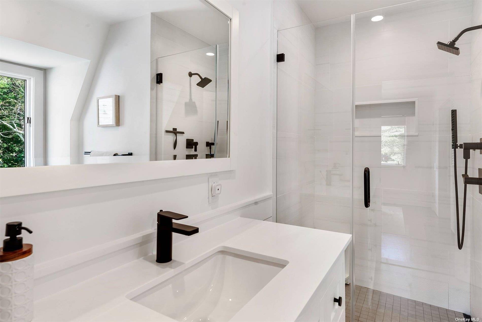 643 Stephen Hands Path, East Hampton, NY 11937