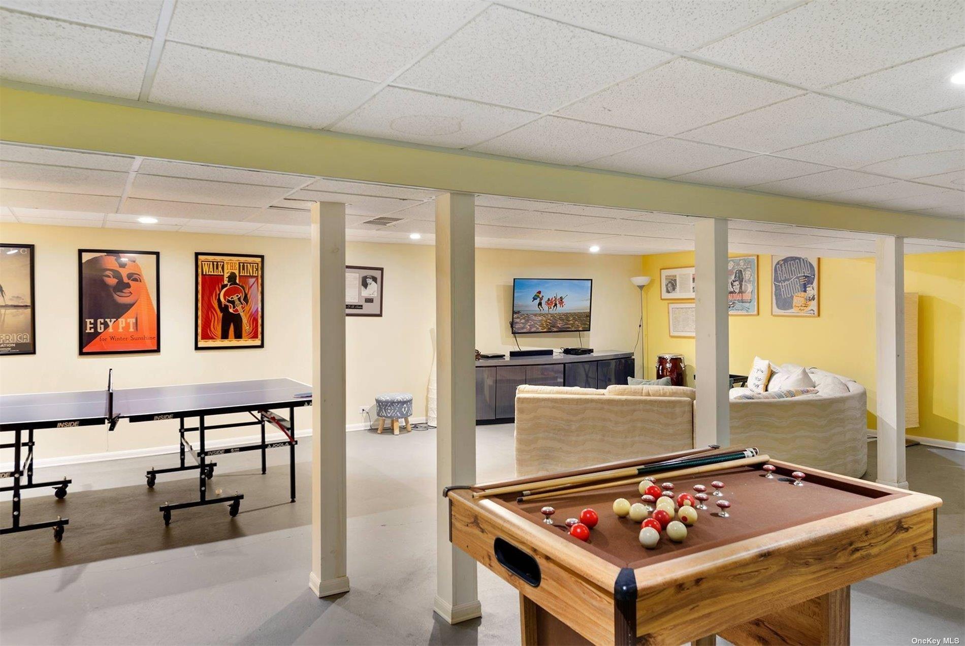 643 Stephen Hands Path, East Hampton, NY 11937