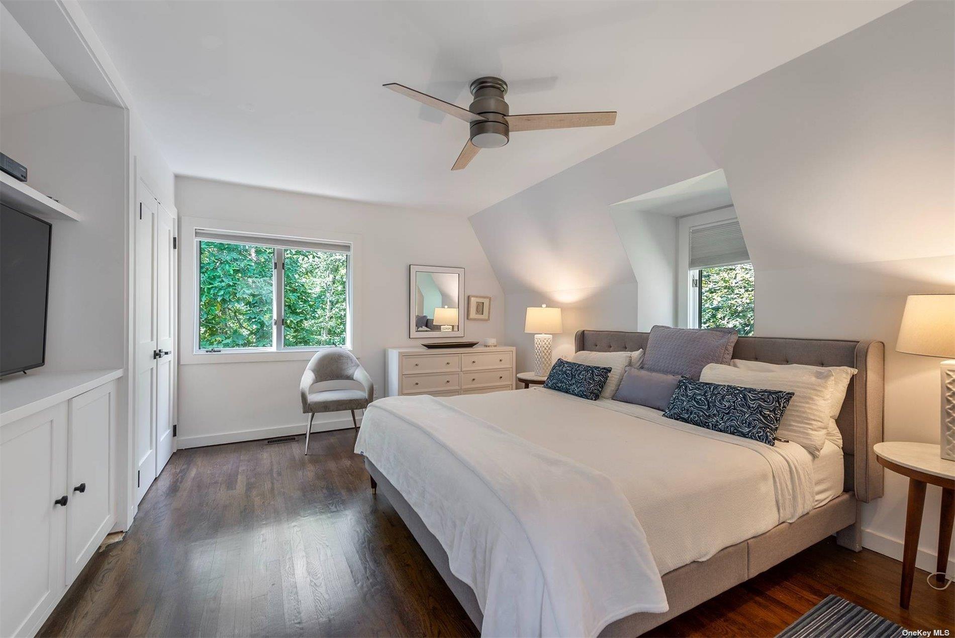 643 Stephen Hands Path, East Hampton, NY 11937