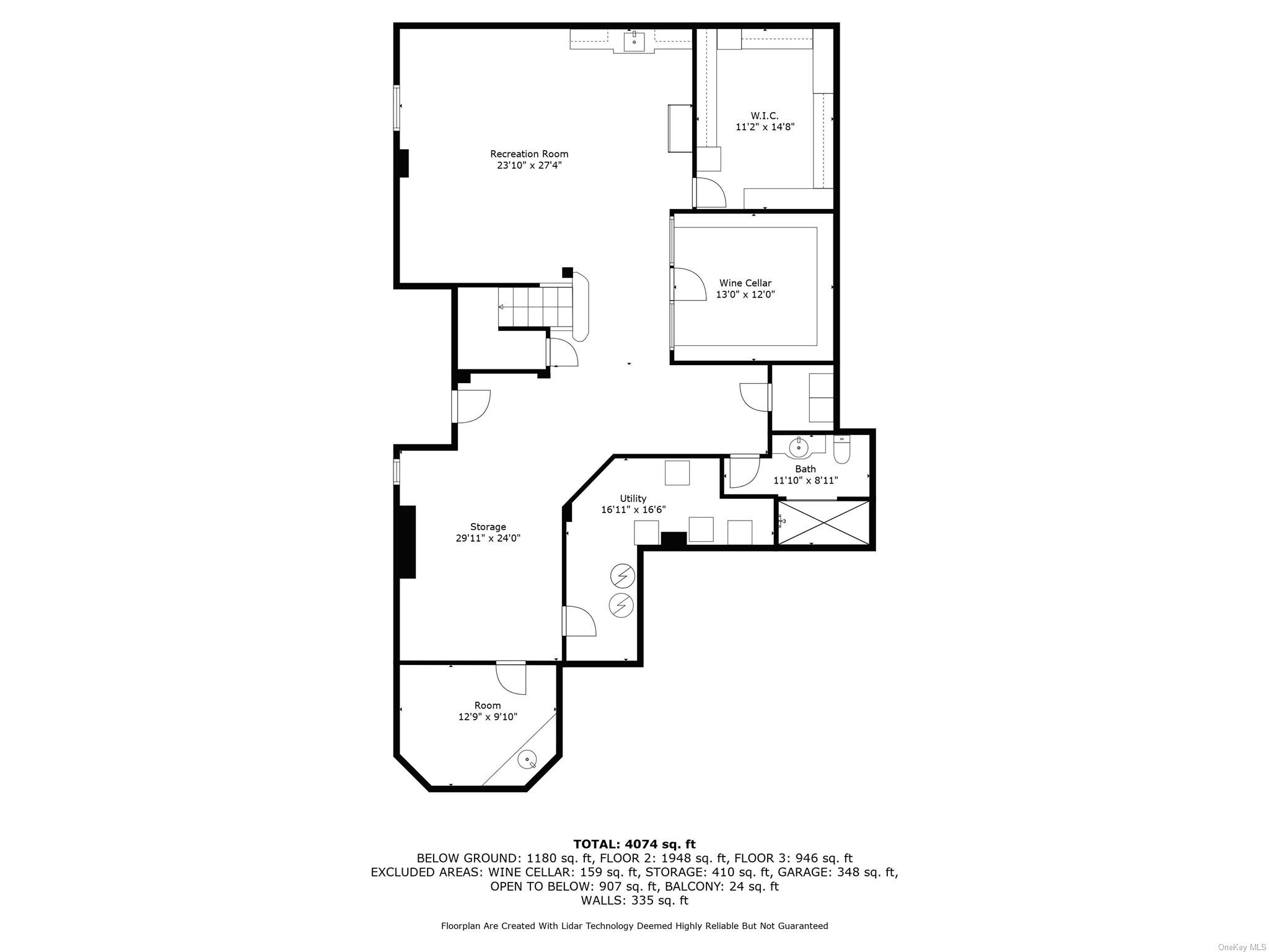 8 Holiday Pond Road, Jericho, NY 11753