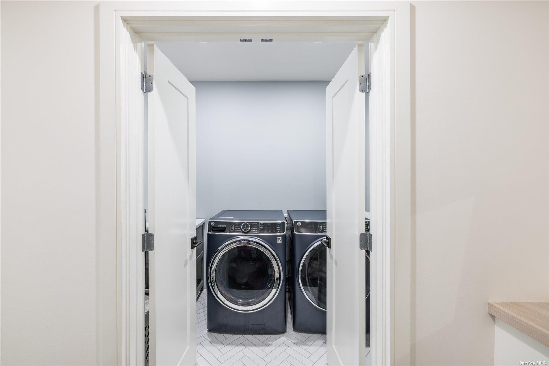 69 School Street, Hampton Bays, NY 11946