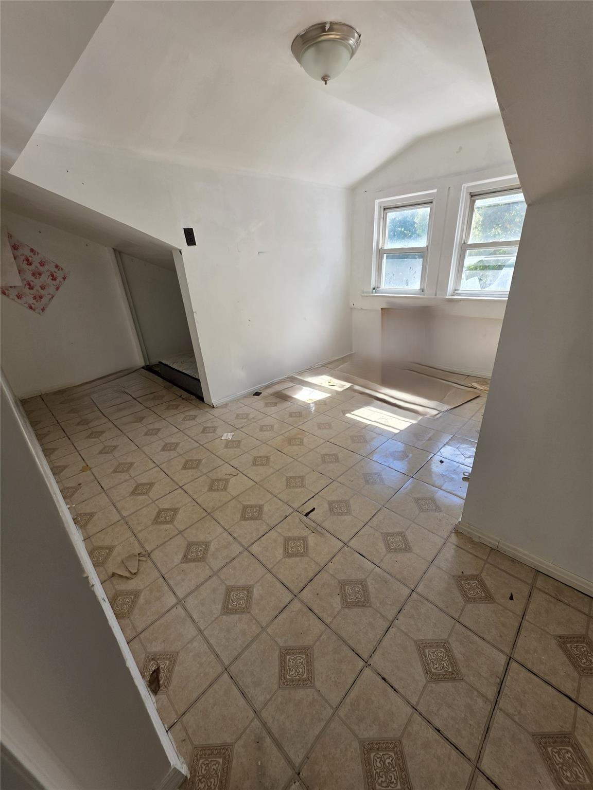 100-15 40th Road, Corona, NY 11368