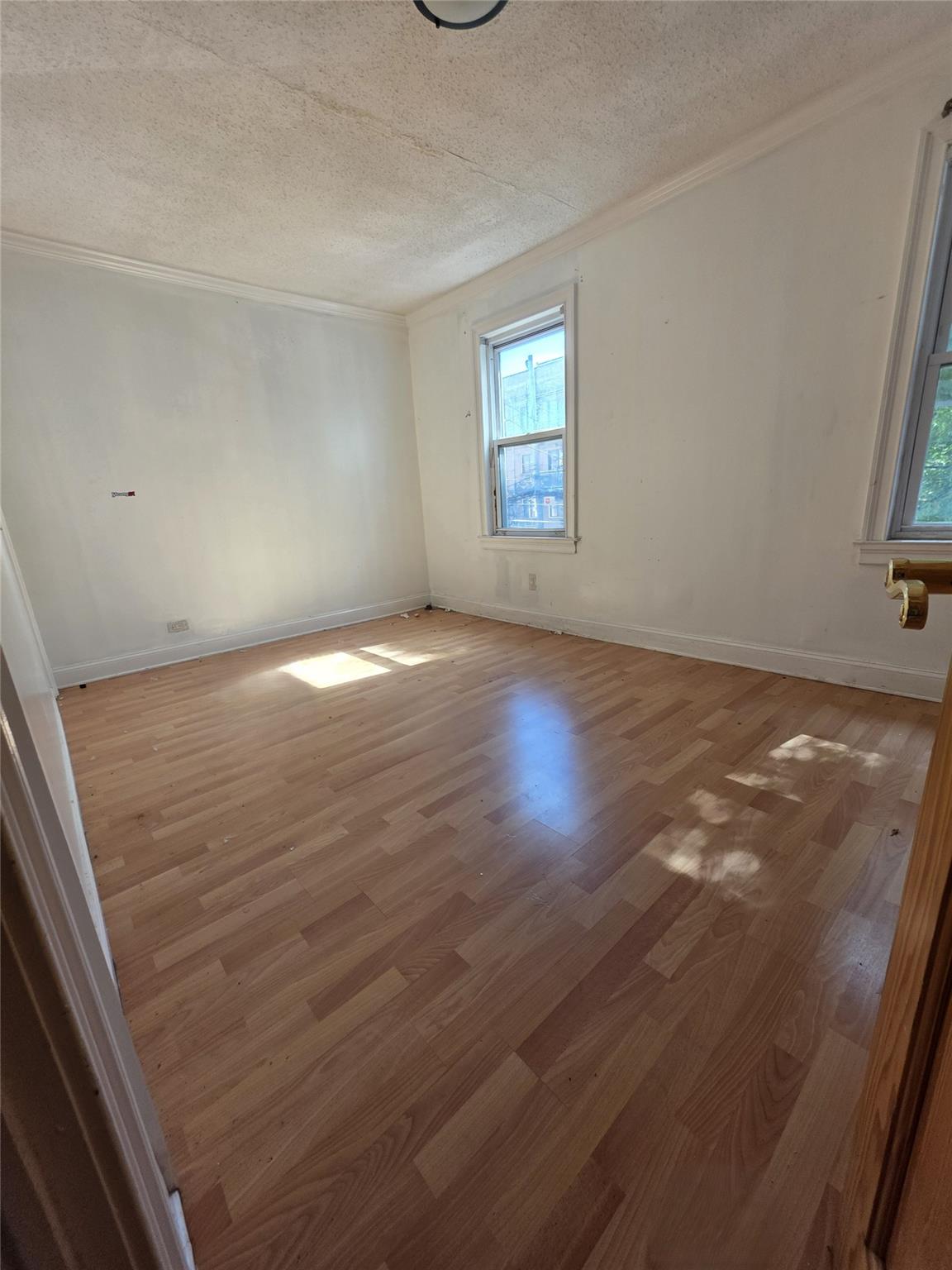 100-15 40th Road, Corona, NY 11368